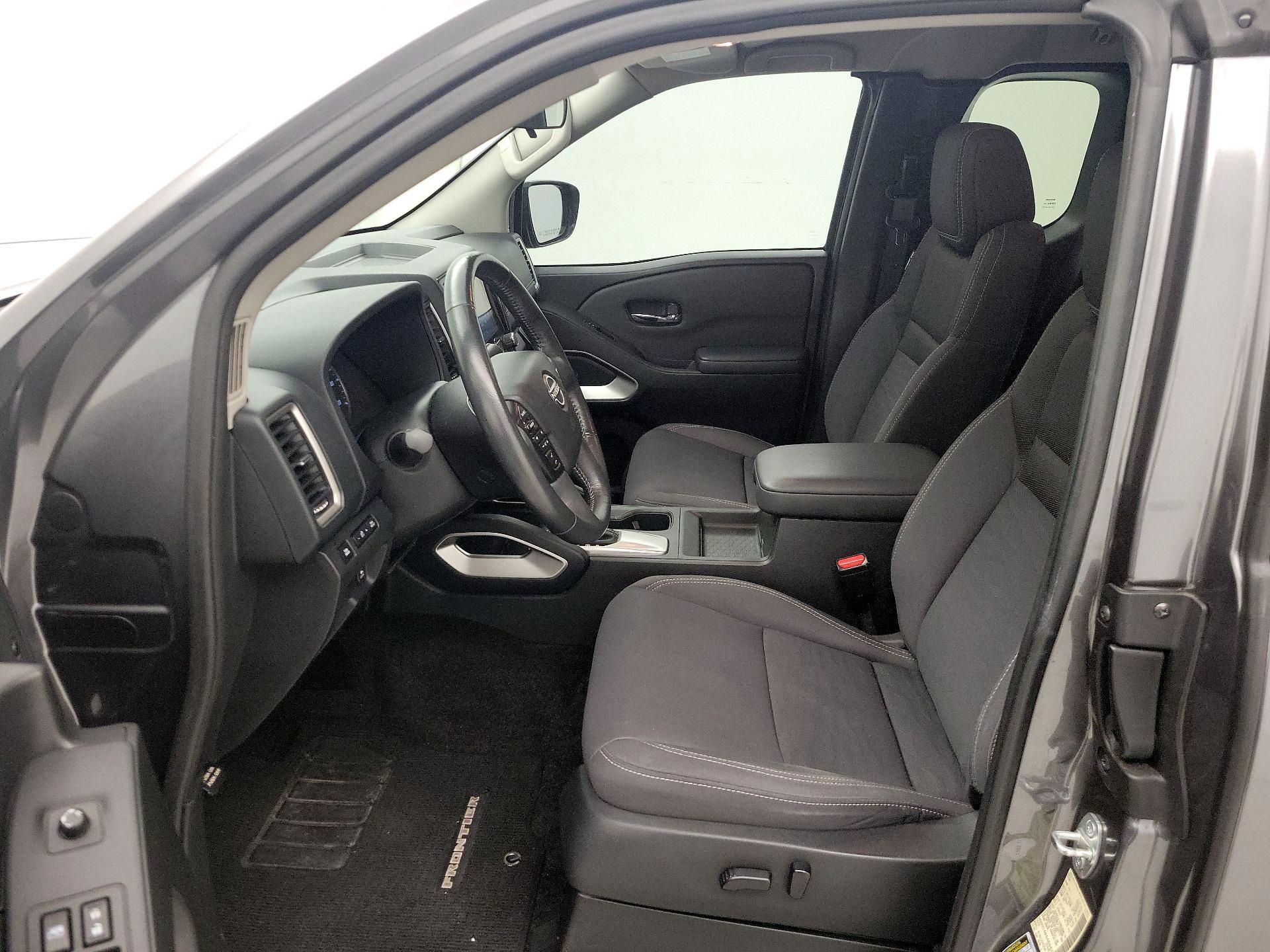 Thumbnail: 2022 Nissan Frontier - 11