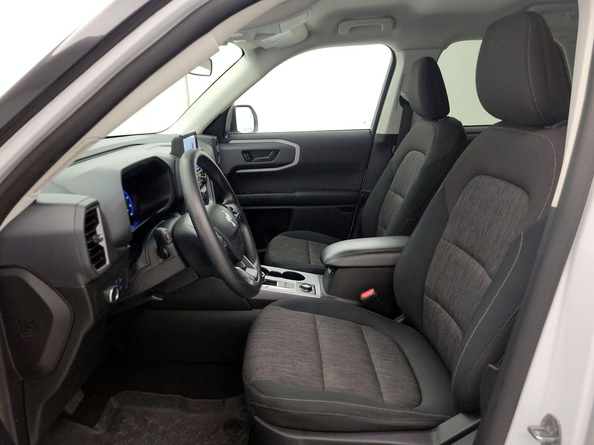 Thumbnail: 2022 Ford Bronco Sport - 11