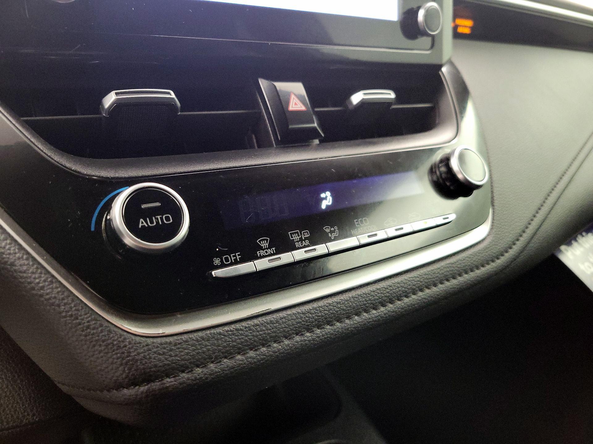 Thumbnail: 2020 Toyota Corolla - 16