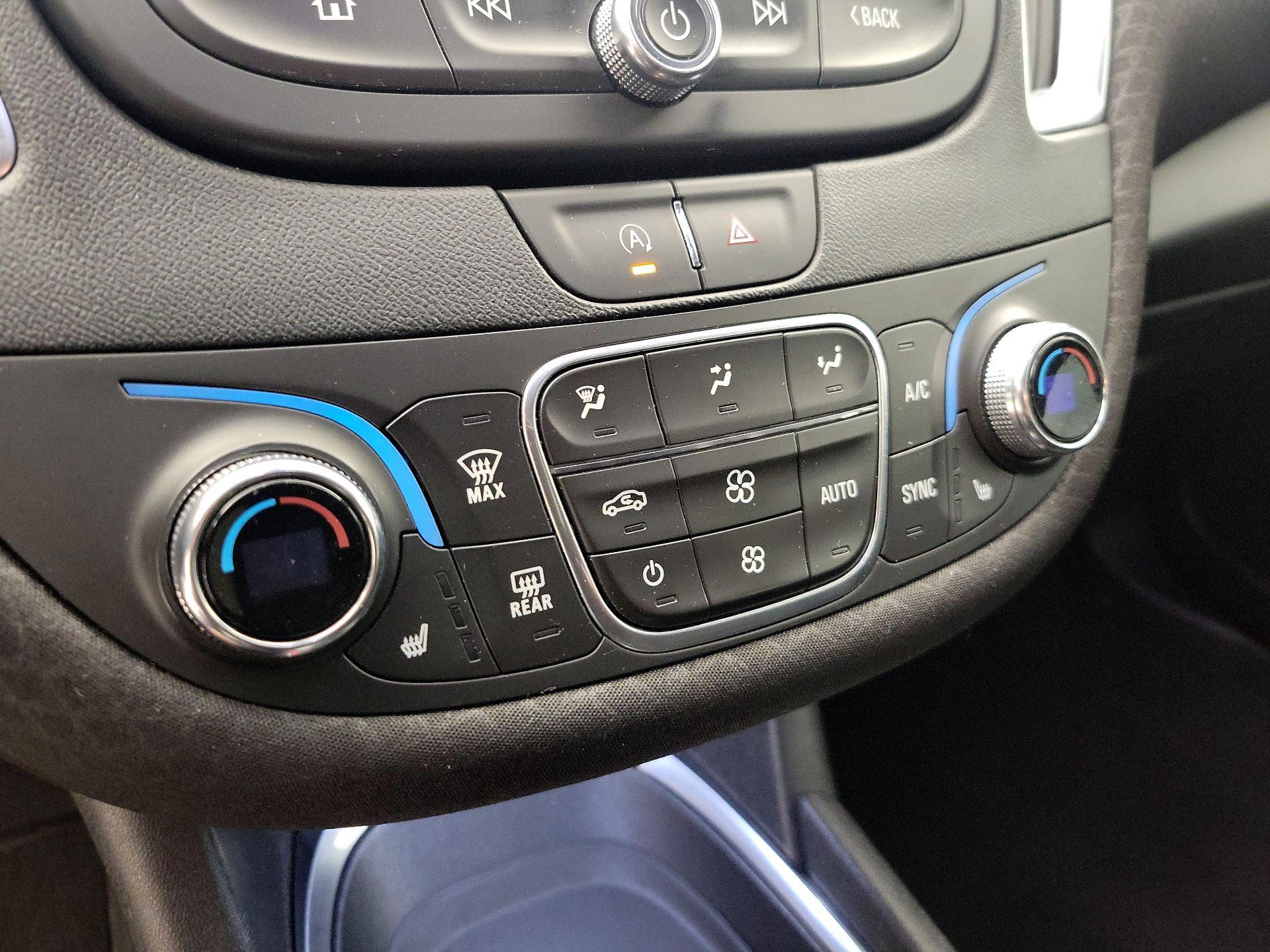 Thumbnail: 2020 Chevrolet Malibu - 16