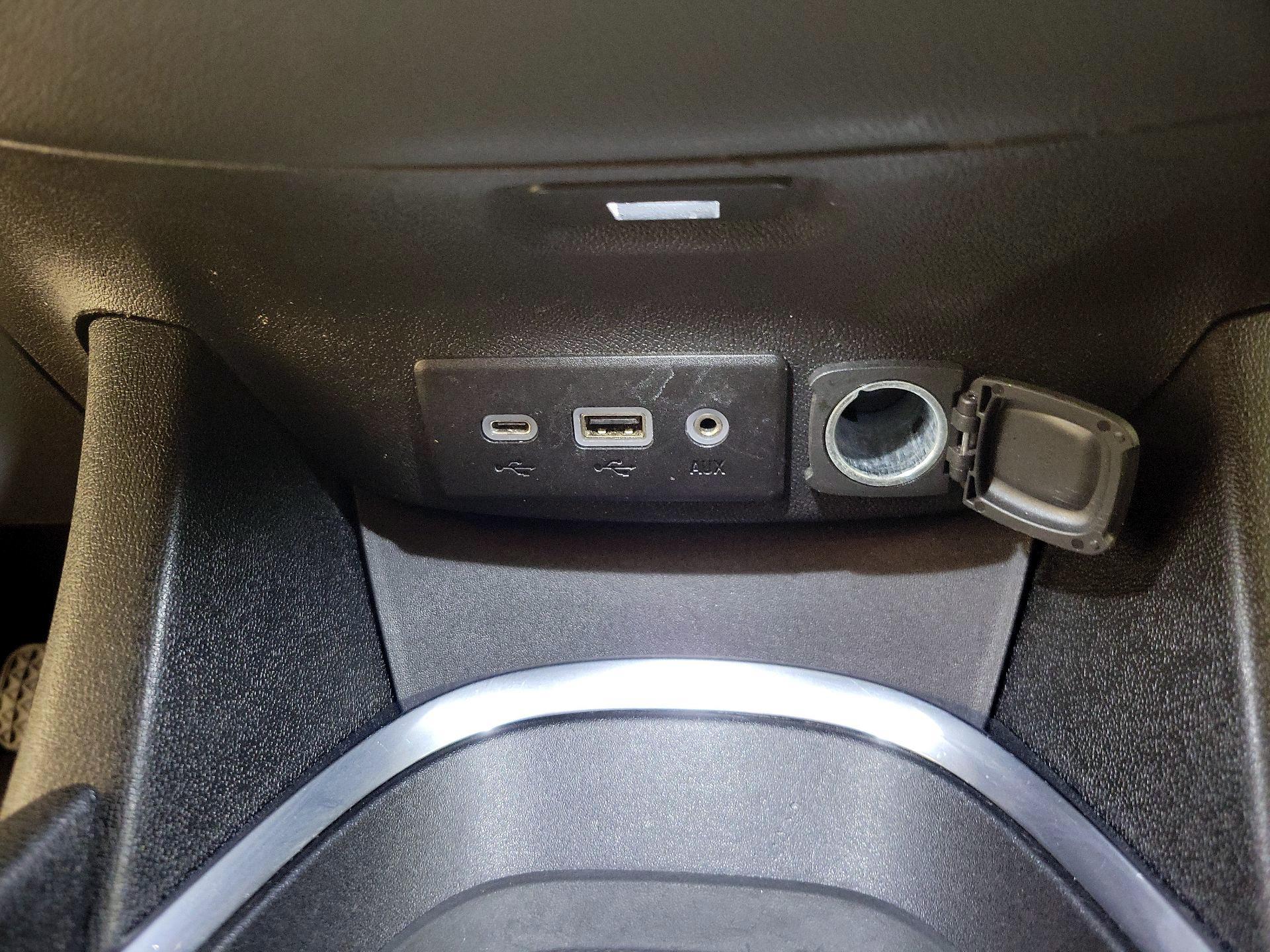 Thumbnail: 2020 Chevrolet Malibu - 18