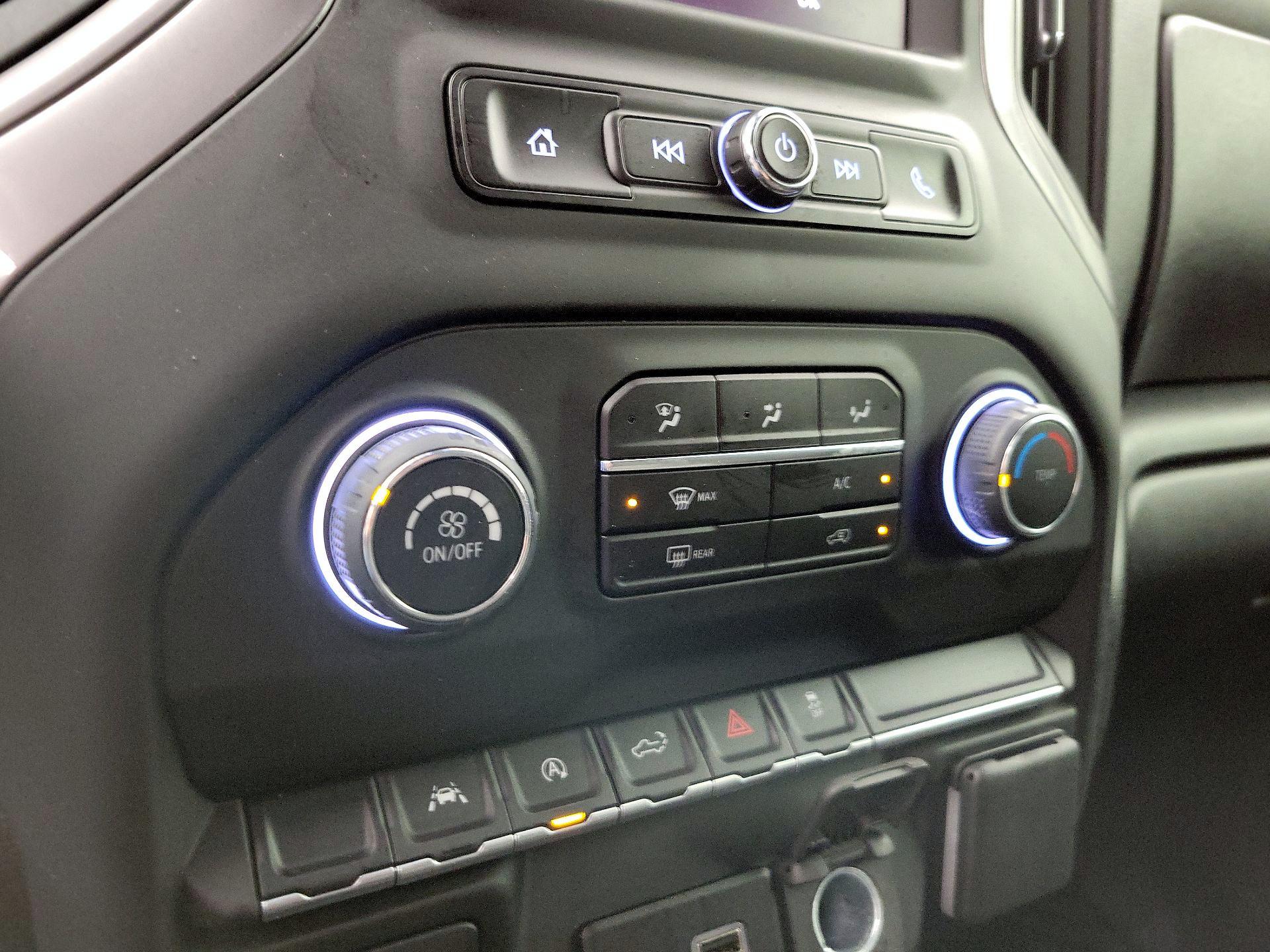 Thumbnail: 2022 Chevrolet Silverado 1500 - 16