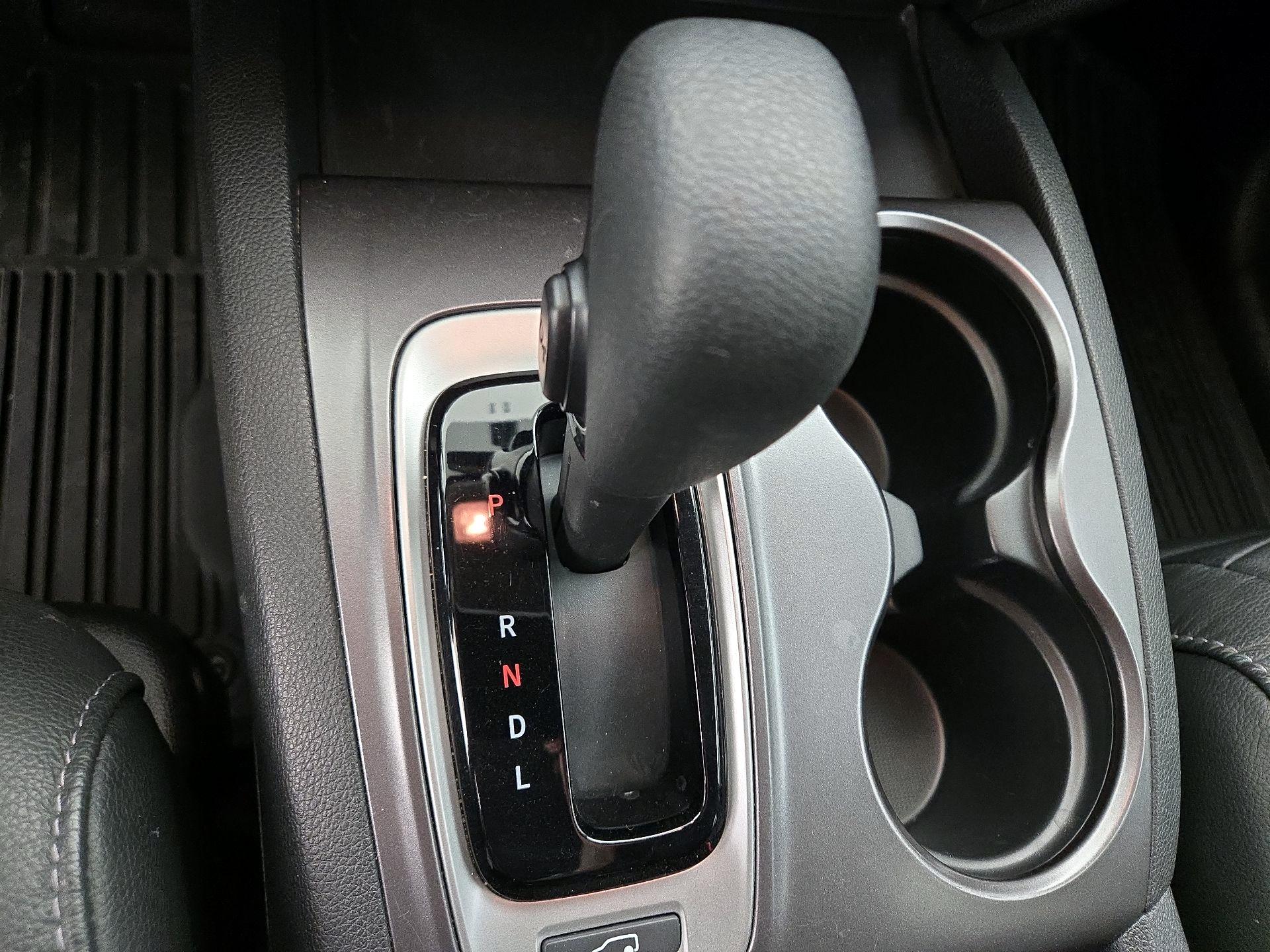 Thumbnail: 2017 Honda Pilot - 17