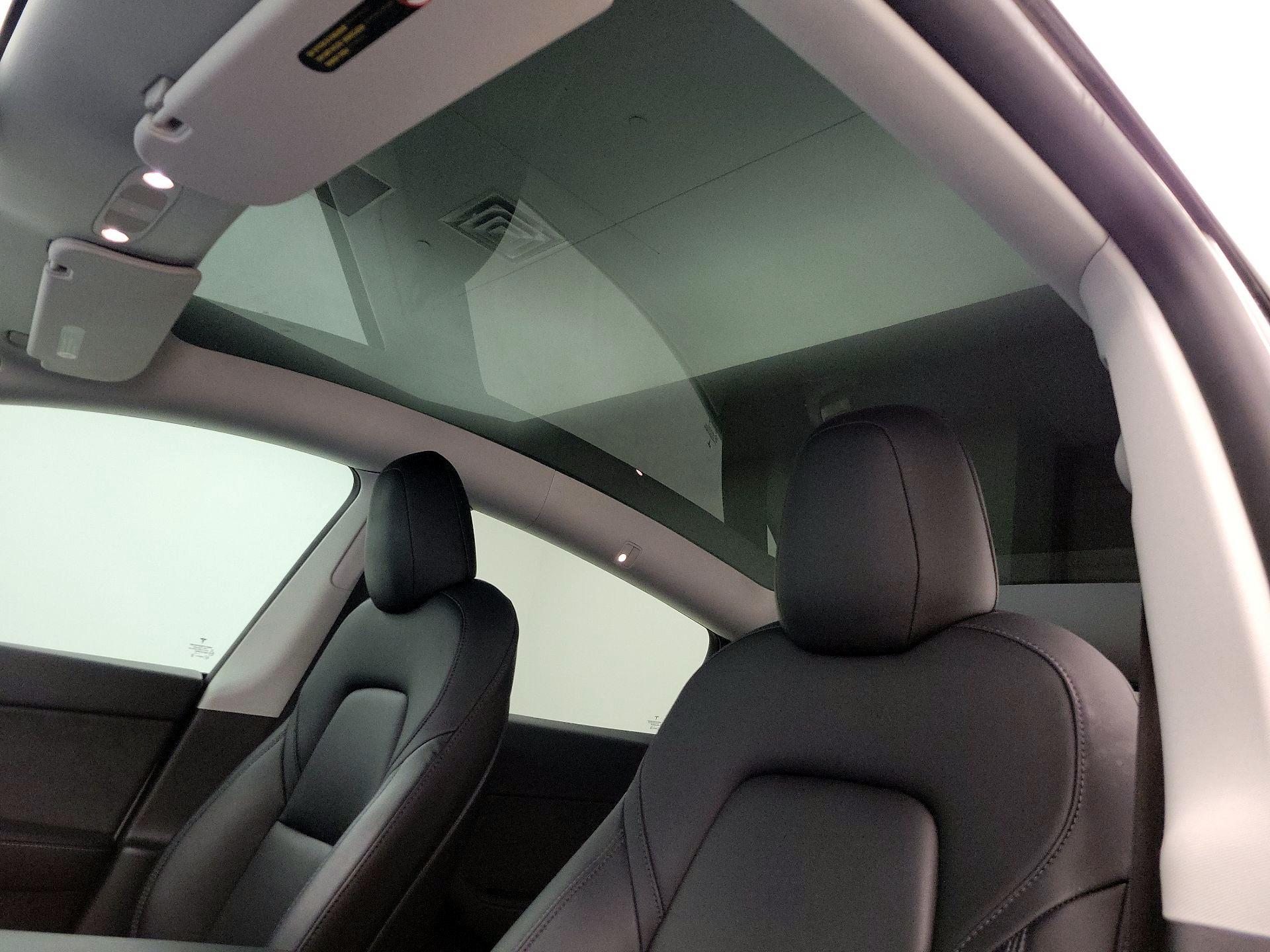 Thumbnail: 2022 Tesla Model Y - 19