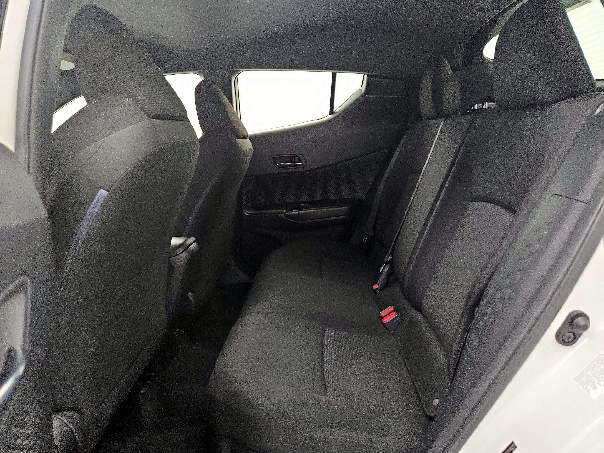 Thumbnail: 2019 Toyota C-HR - 19