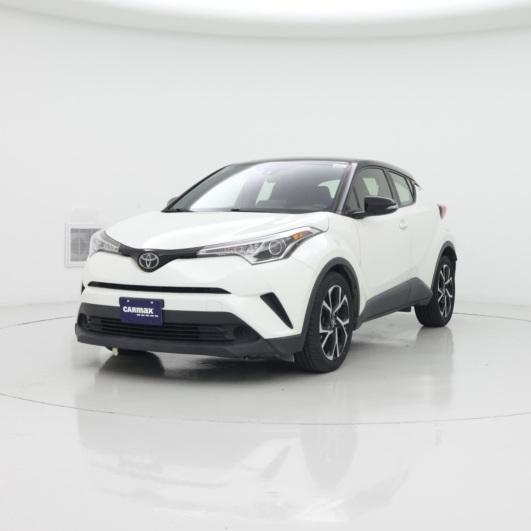 Thumbnail: 2019 Toyota C-HR - 4
