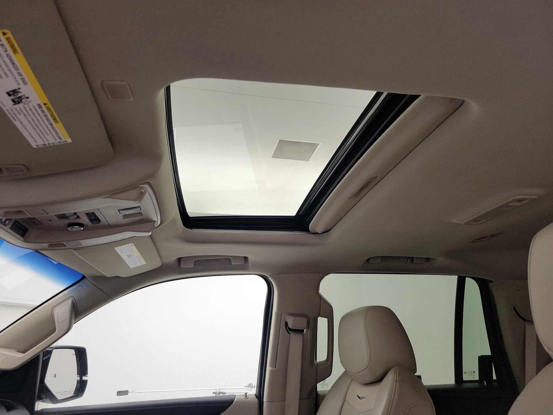 Thumbnail: 2018 Cadillac Escalade - 20