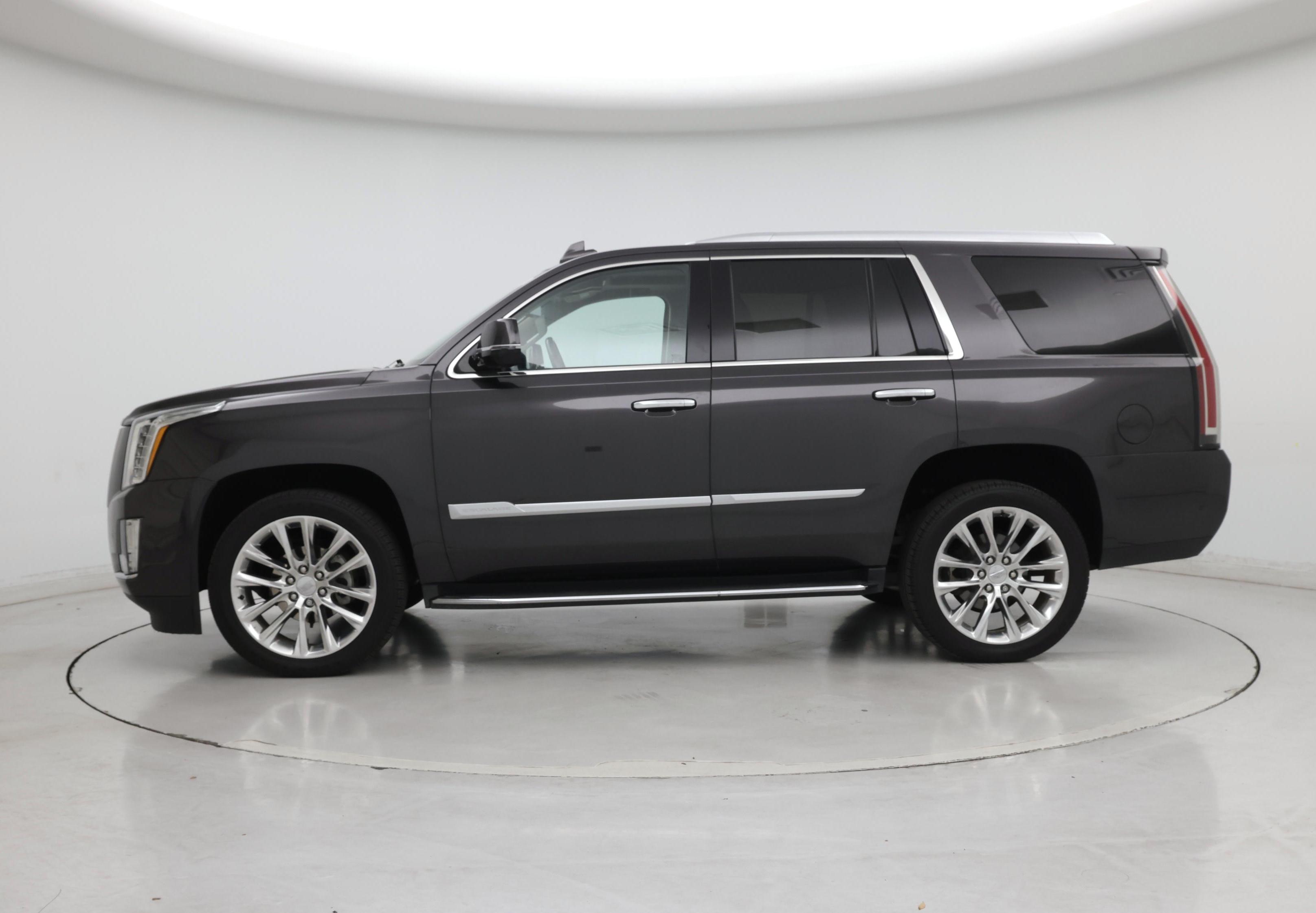 Thumbnail: 2018 Cadillac Escalade - 3