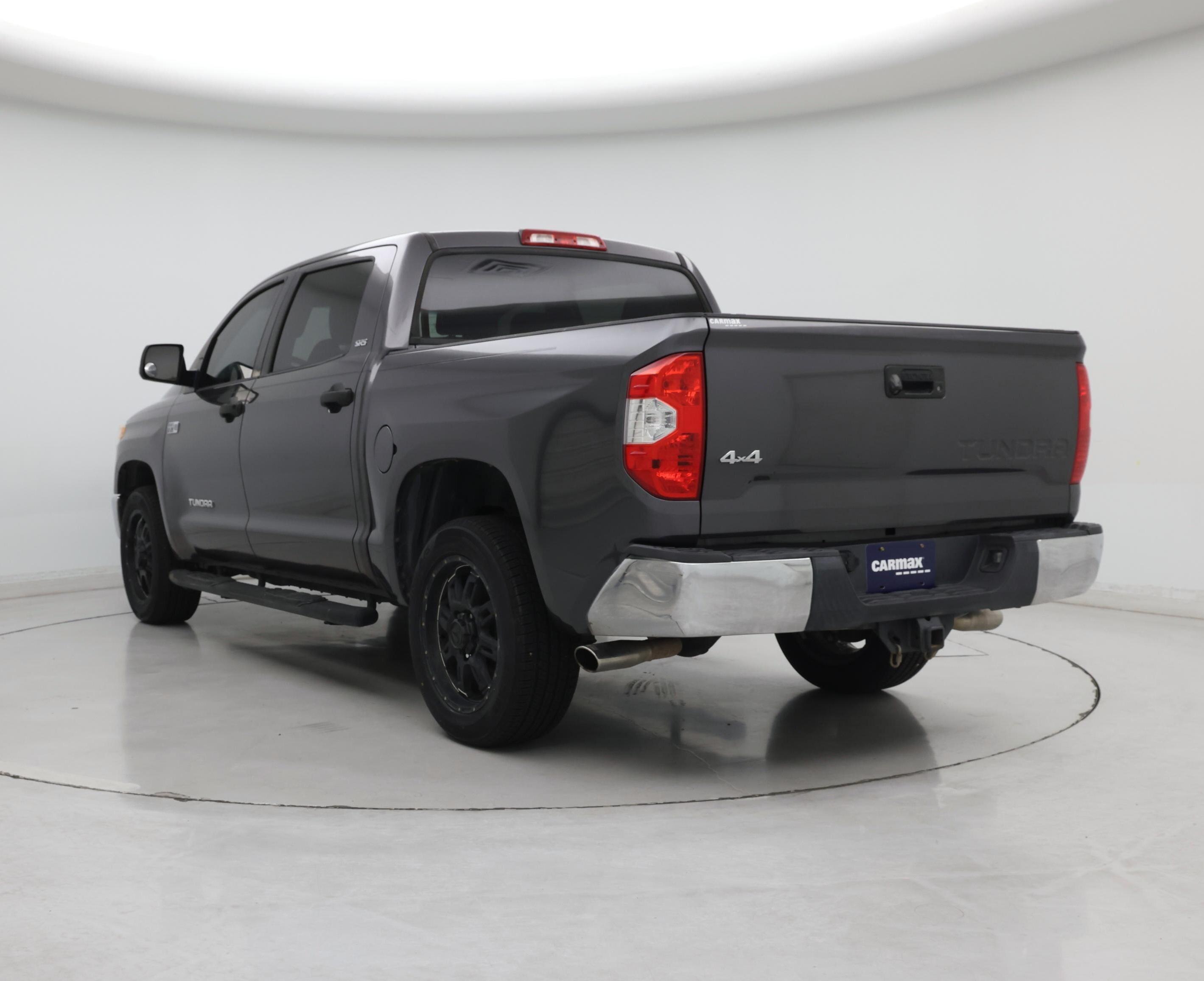Thumbnail: 2015 Toyota Tundra - 2