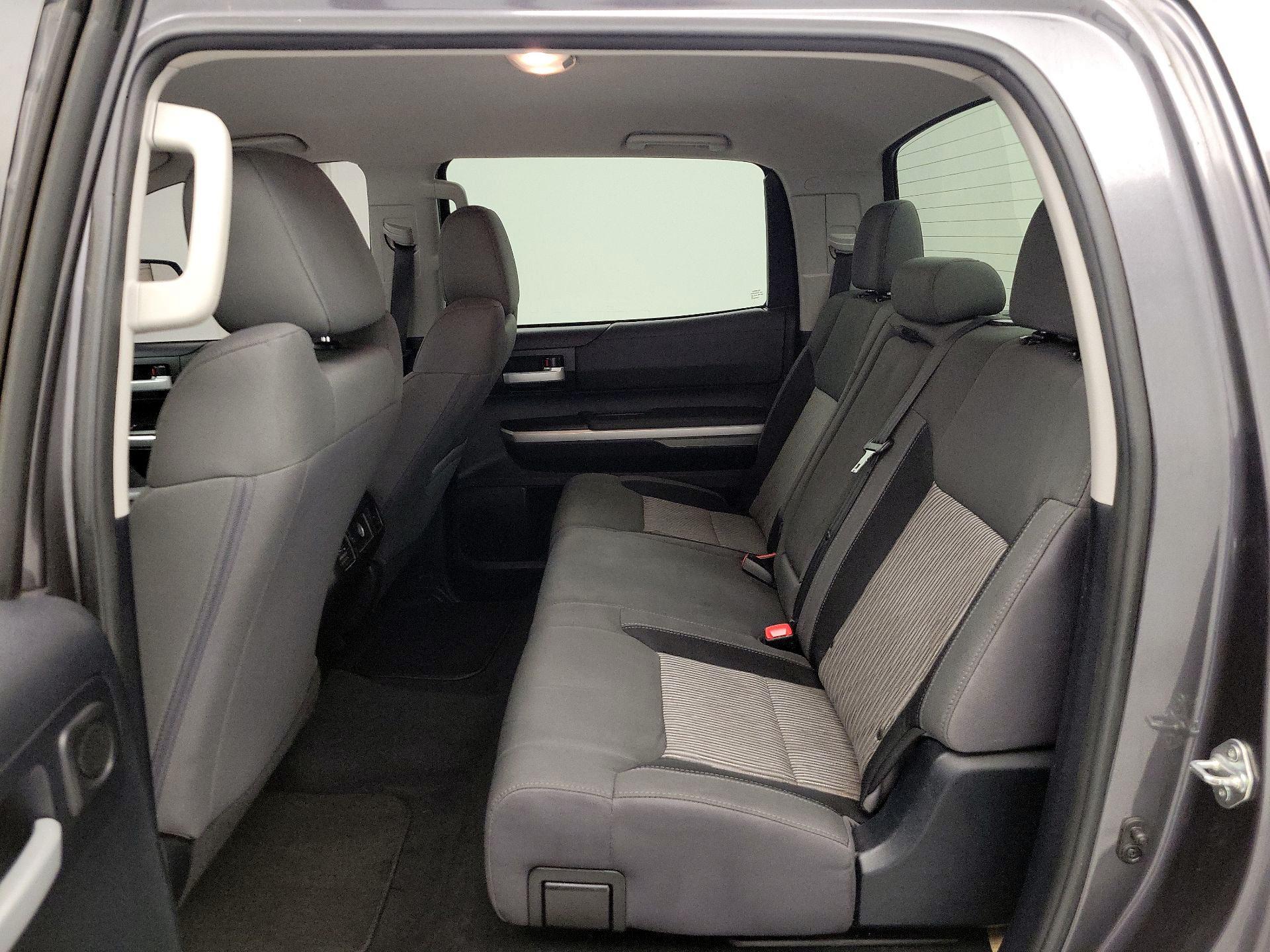 Thumbnail: 2015 Toyota Tundra - 20