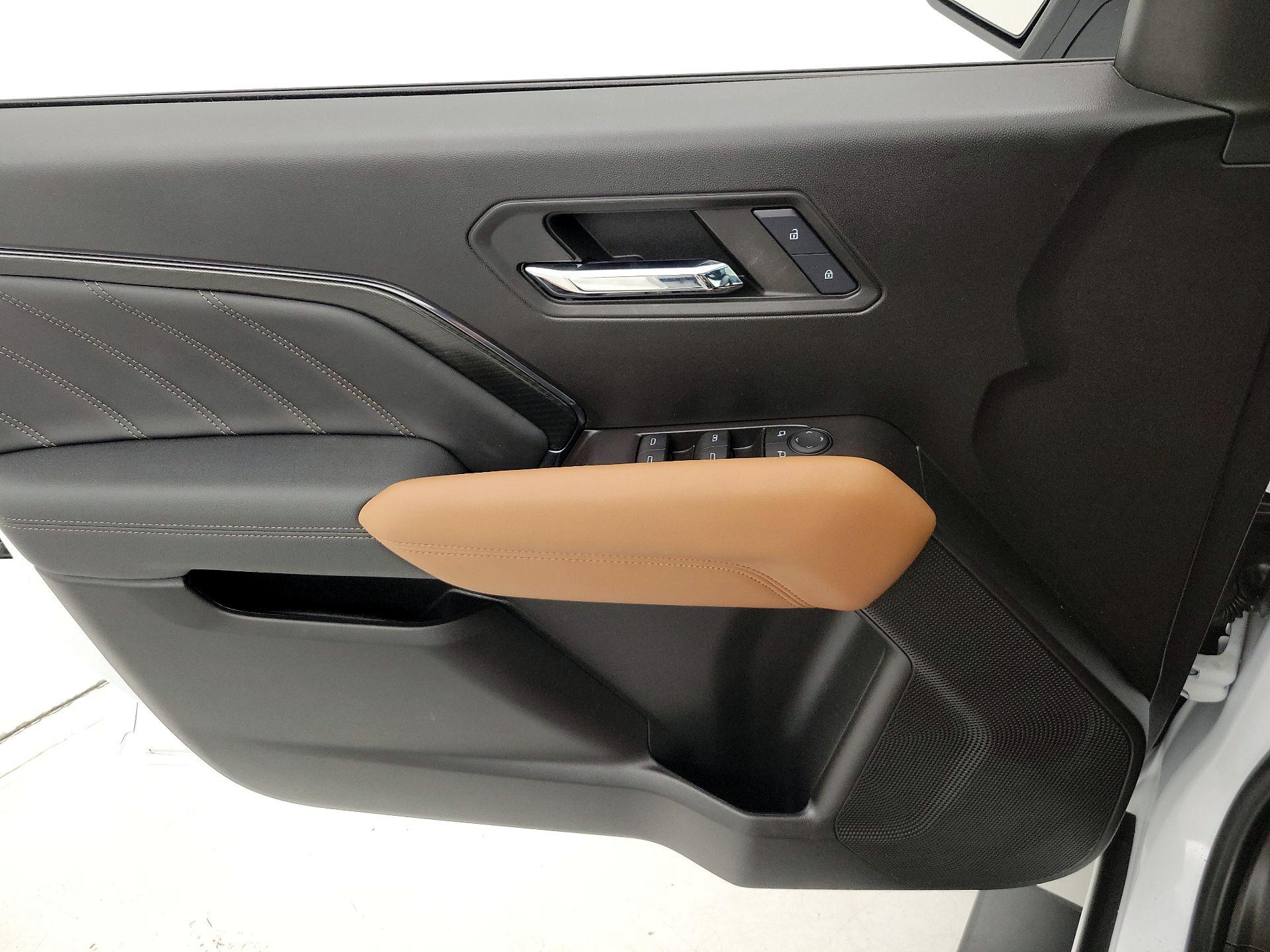 Thumbnail: 2024 GMC Canyon - 12