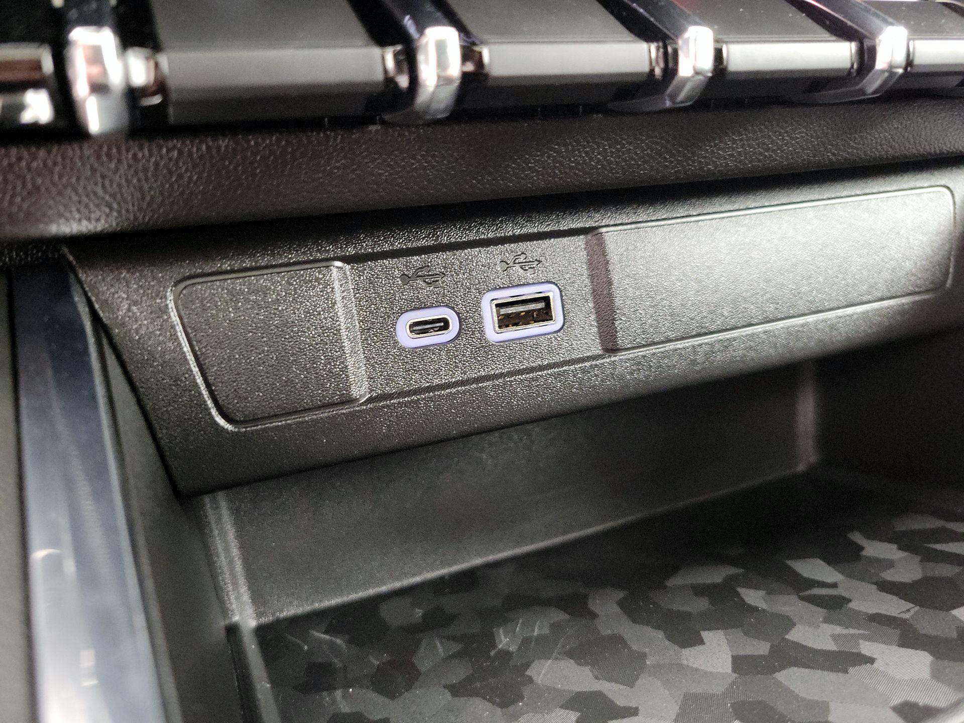 Thumbnail: 2024 GMC Canyon - 18