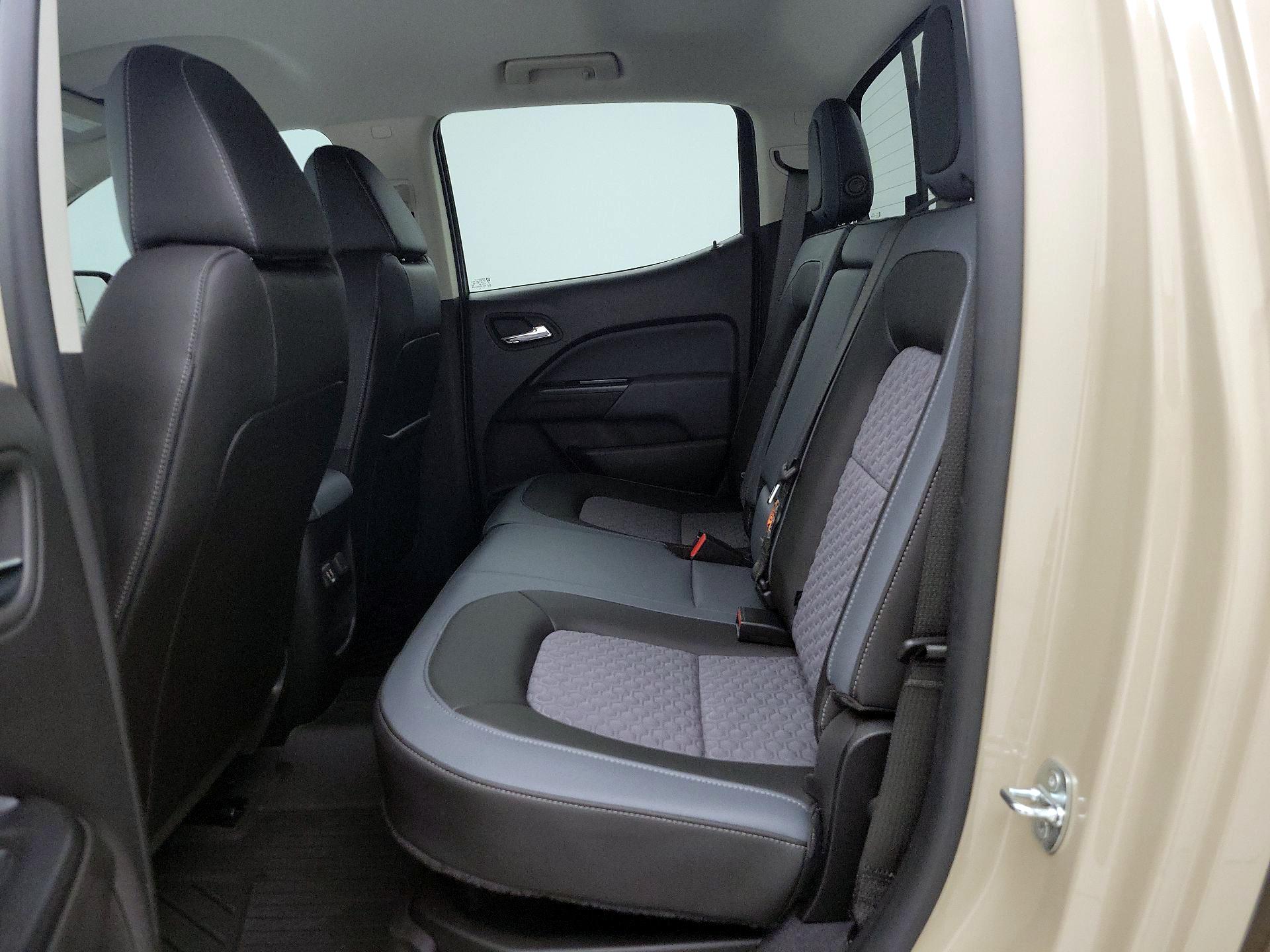 Thumbnail: 2021 Chevrolet Colorado - 19