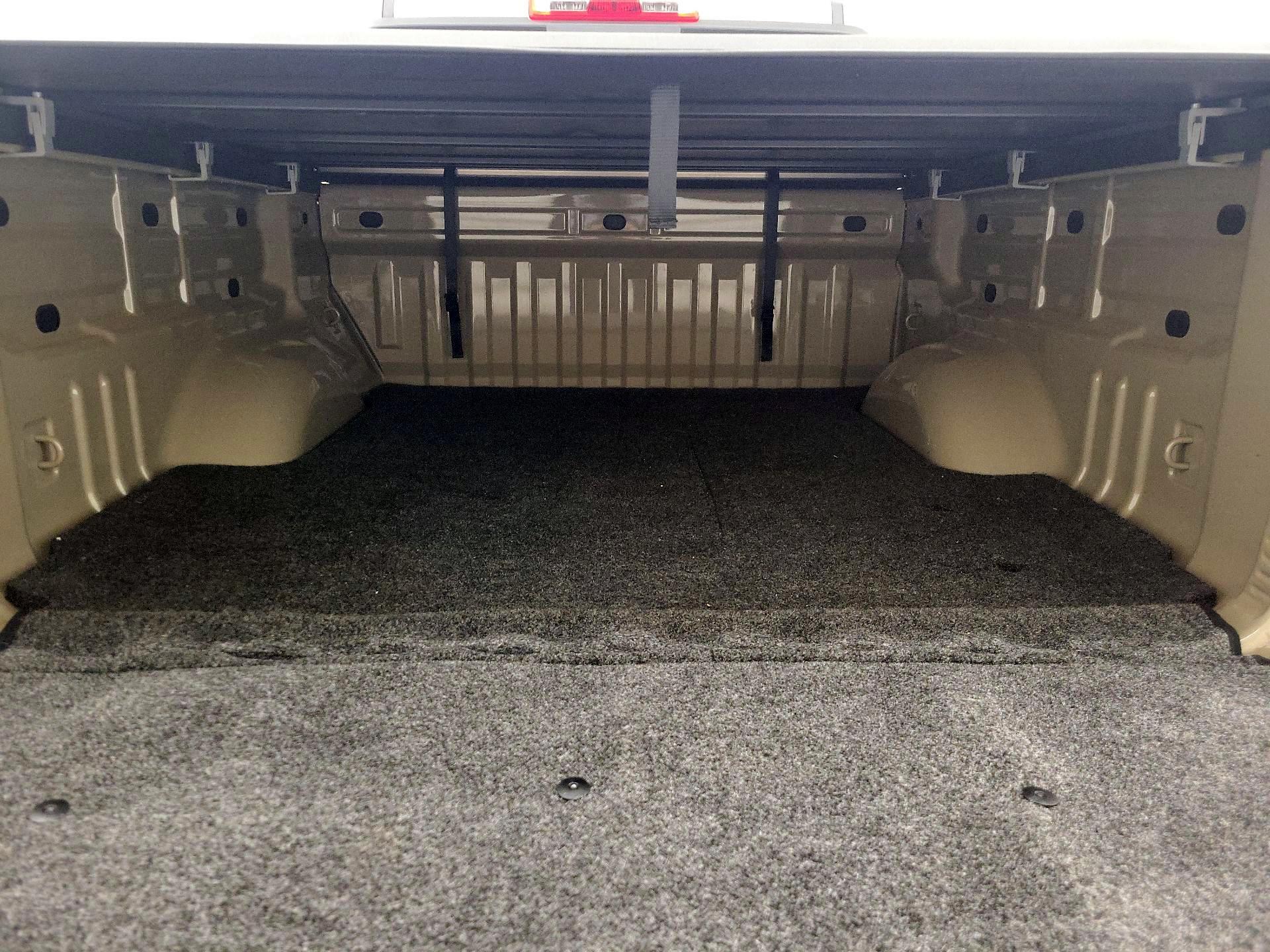 Thumbnail: 2021 Chevrolet Colorado - 20