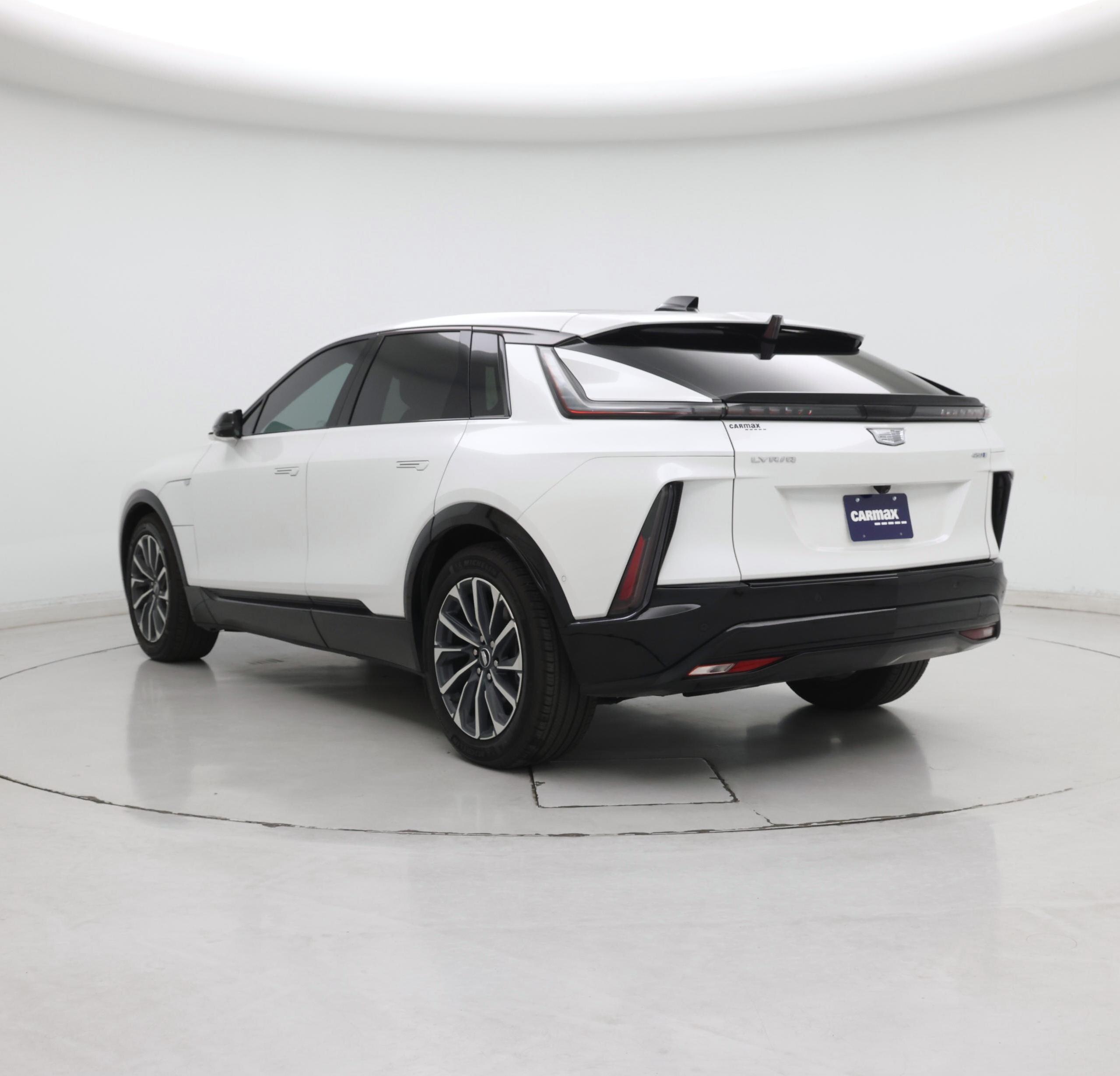 Thumbnail: 2024 Cadillac Lyriq - 2