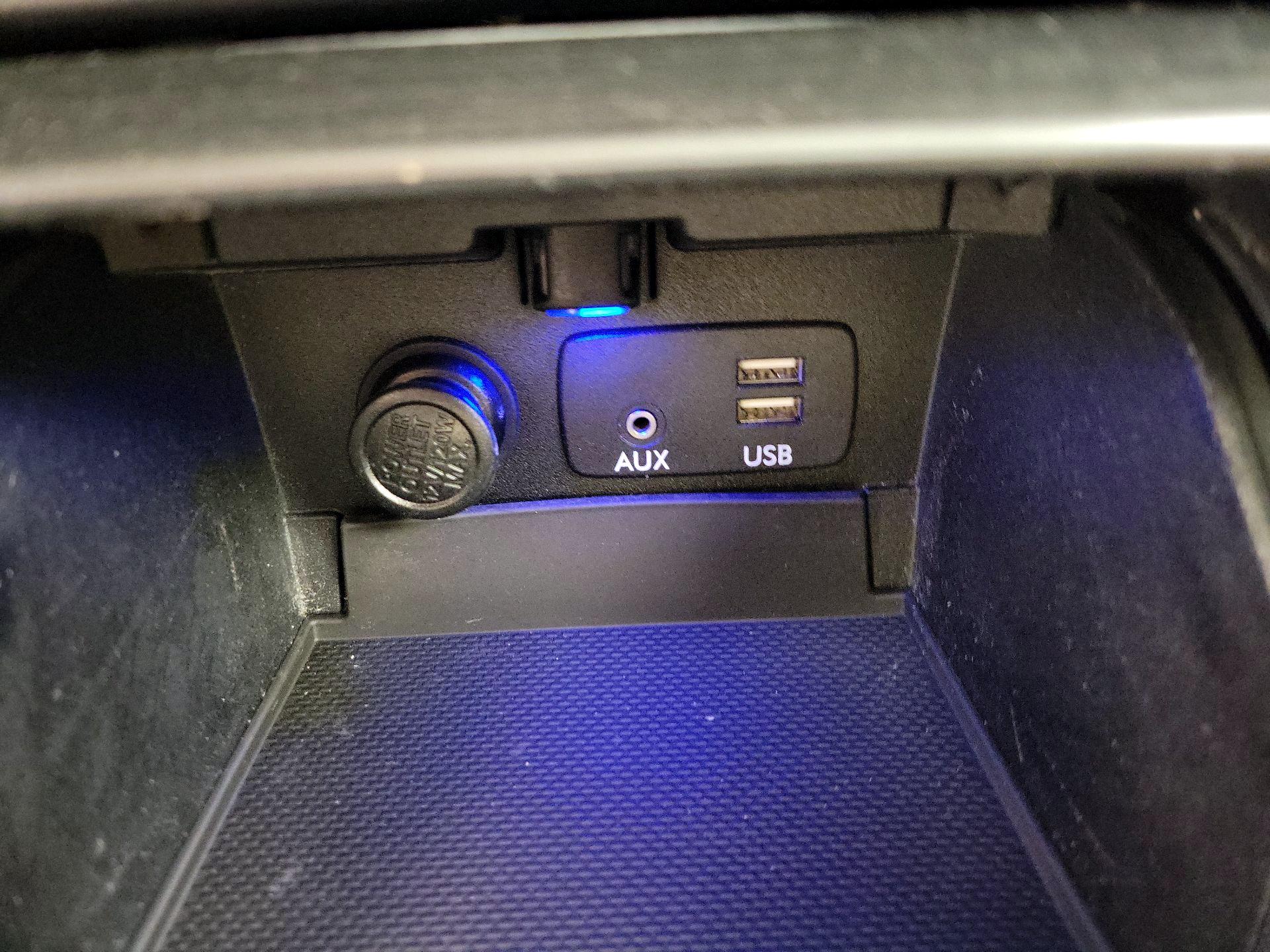 Thumbnail: 2015 Subaru Outback - 19