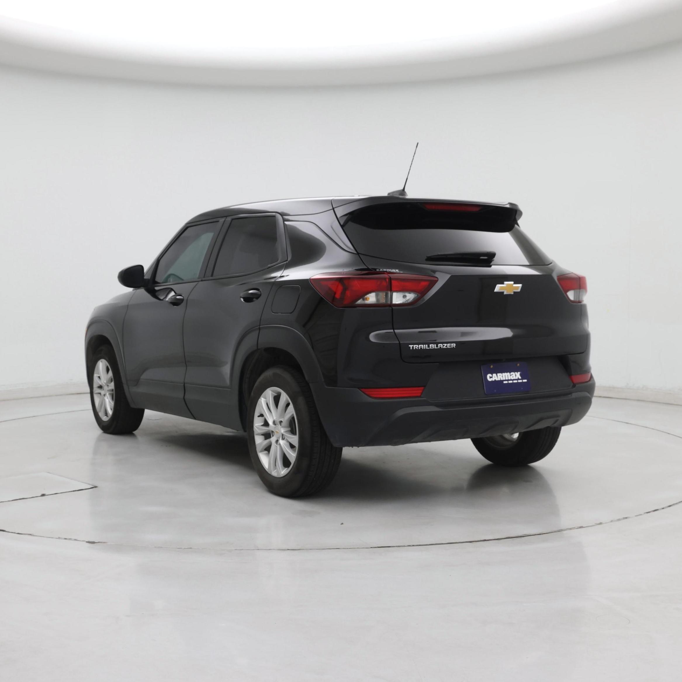 Thumbnail: 2023 Chevrolet TrailBlazer - 2