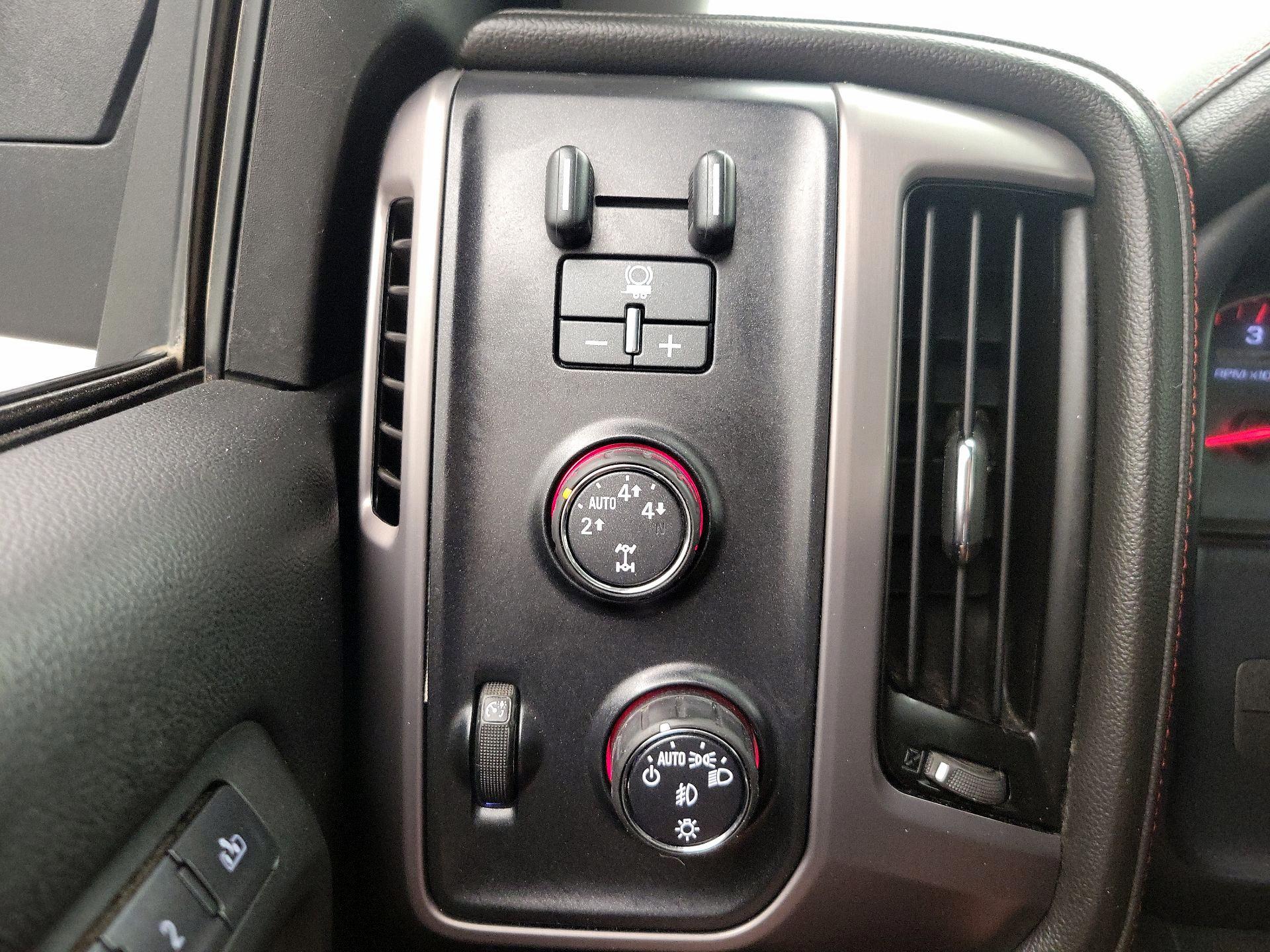 Thumbnail: 2015 GMC Sierra 1500 - 13