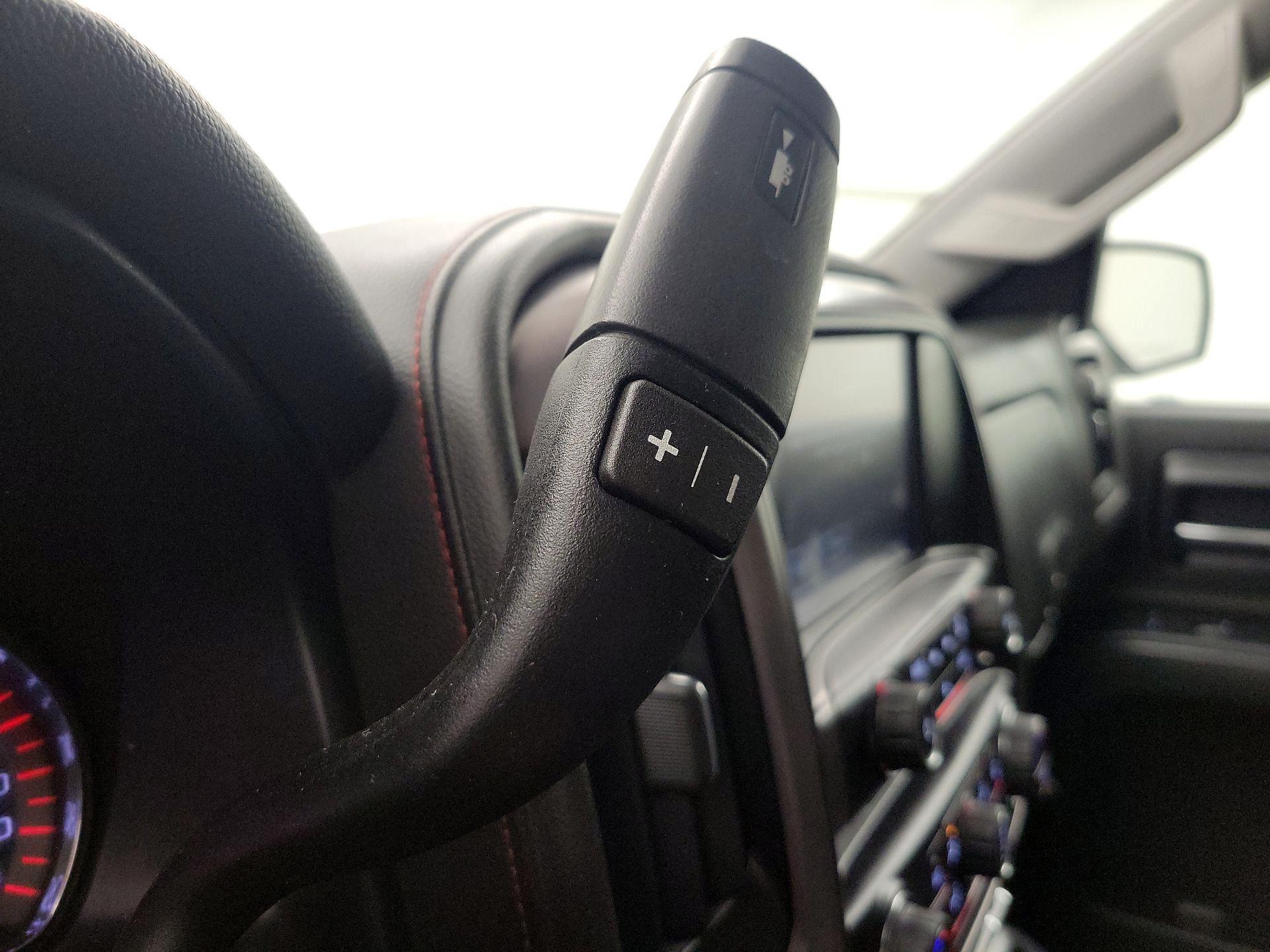 Thumbnail: 2015 GMC Sierra 1500 - 17