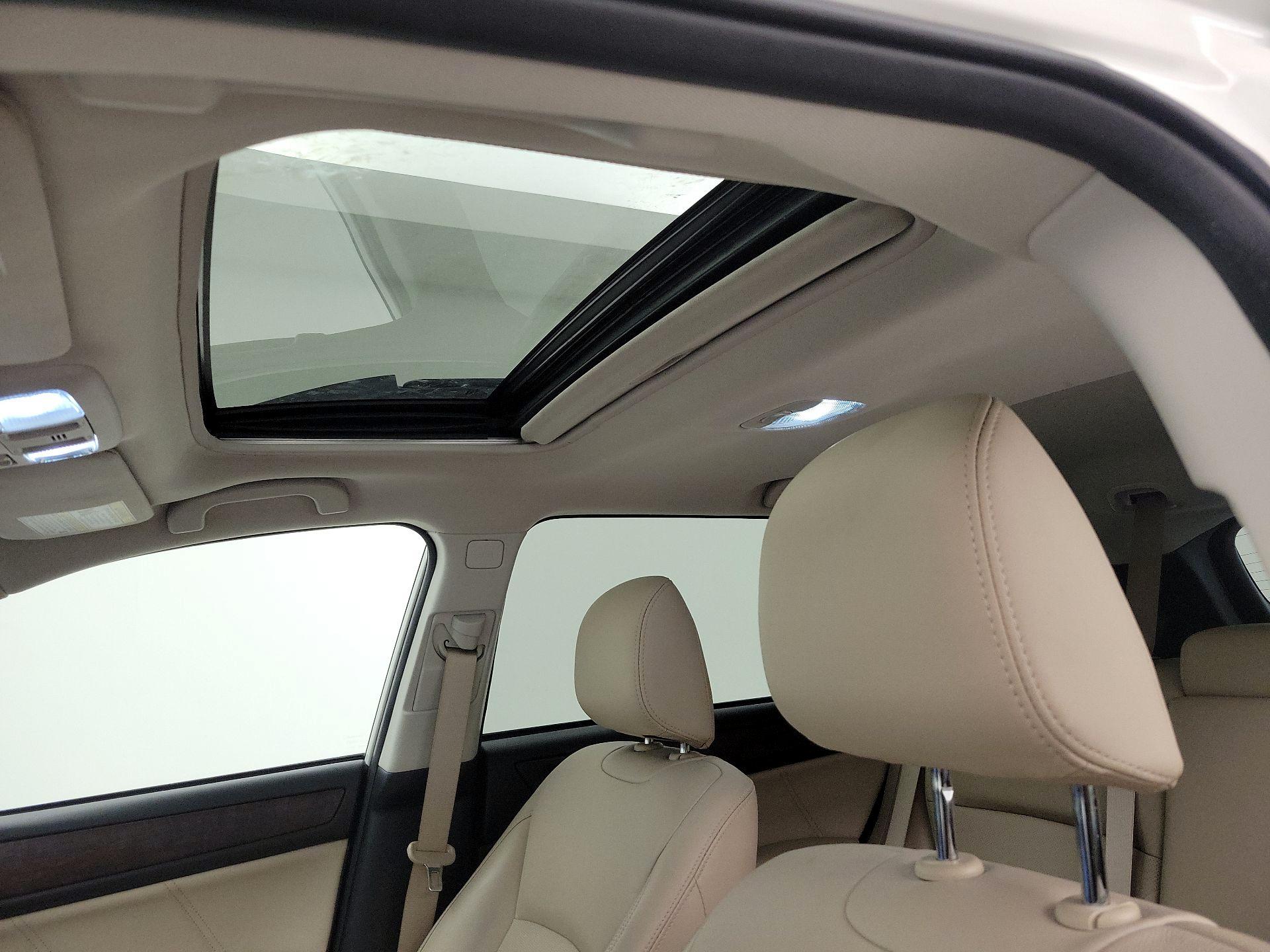 Thumbnail: 2018 Subaru Outback - 18