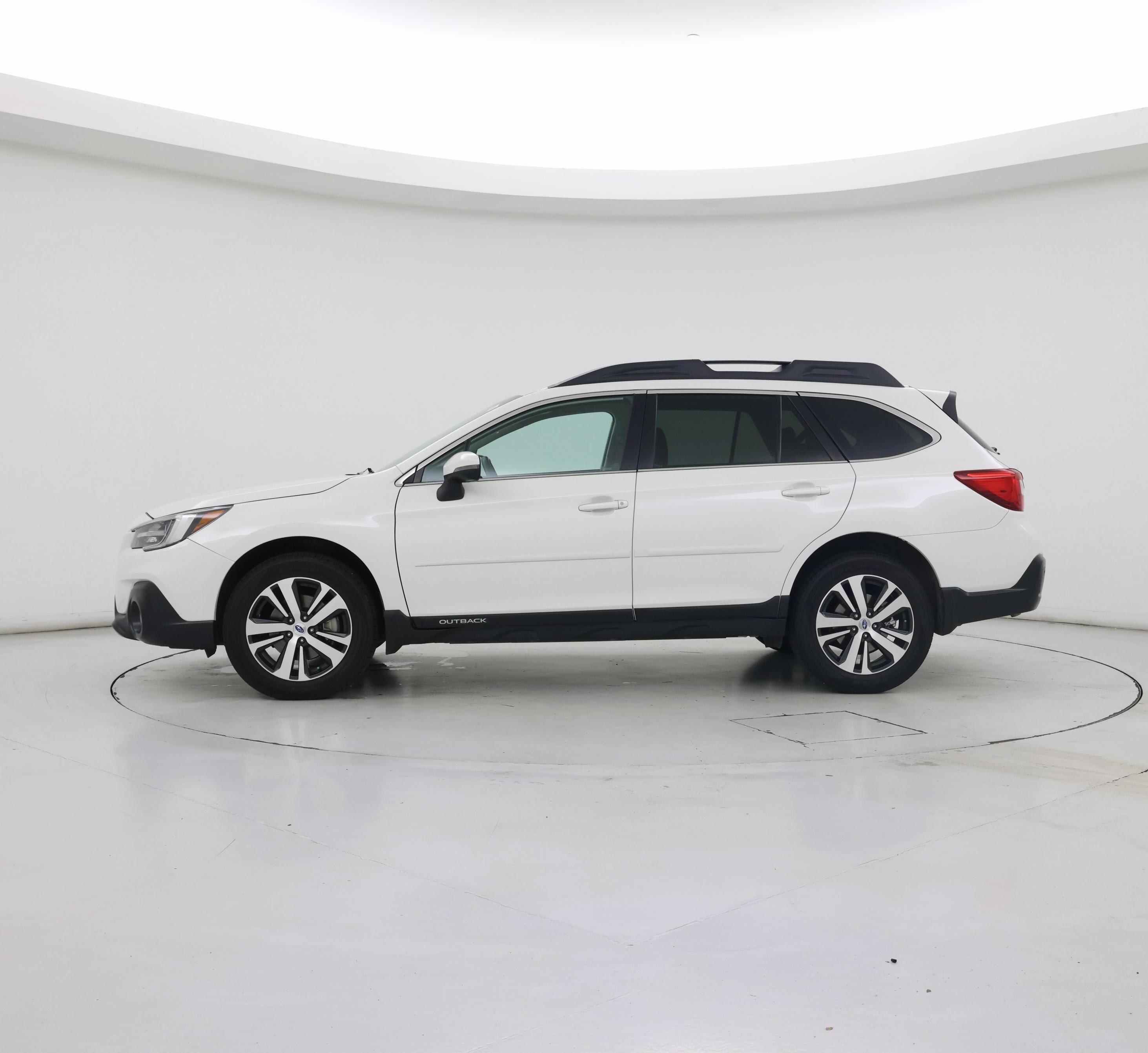 Thumbnail: 2018 Subaru Outback - 3