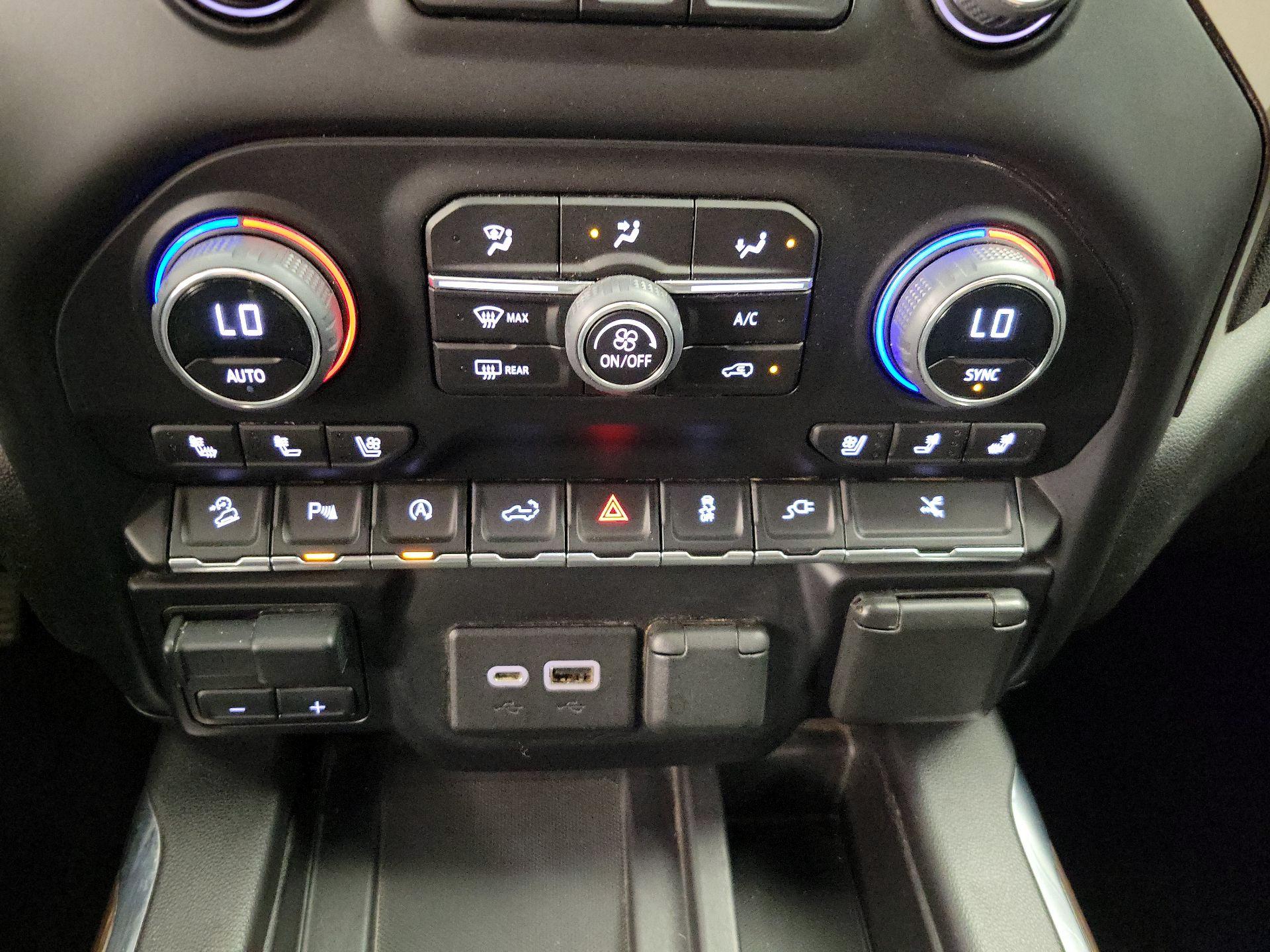 Thumbnail: 2021 Chevrolet Silverado 1500 - 16