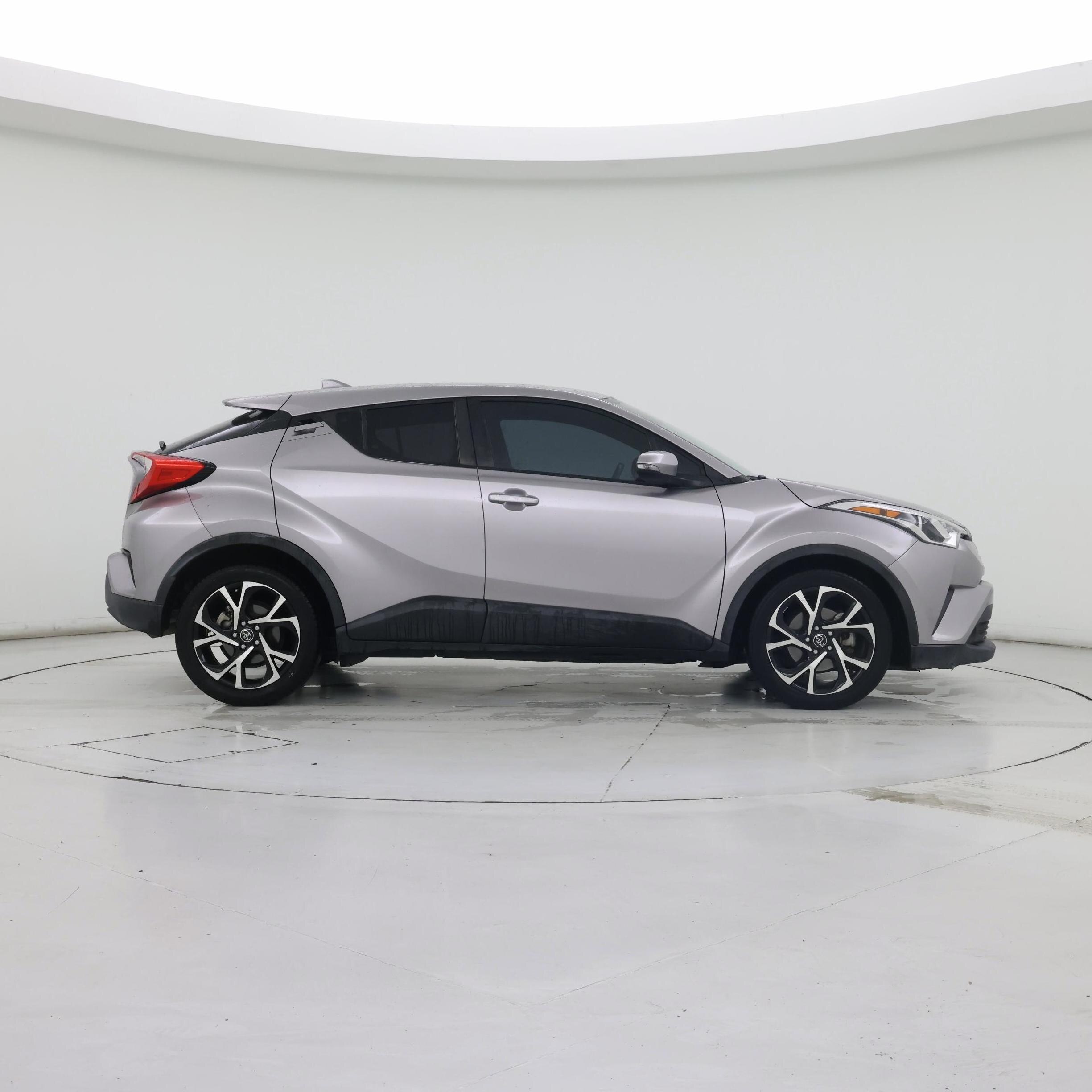 Thumbnail: 2018 Toyota C-HR - 7