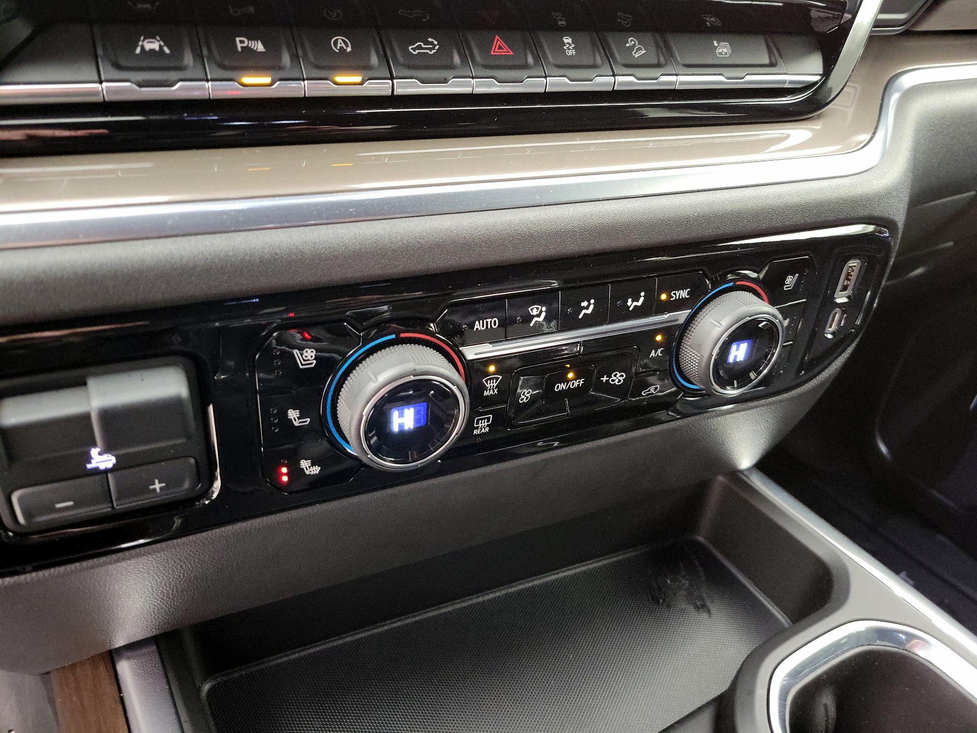 Thumbnail: 2022 Chevrolet Silverado 1500 - 16