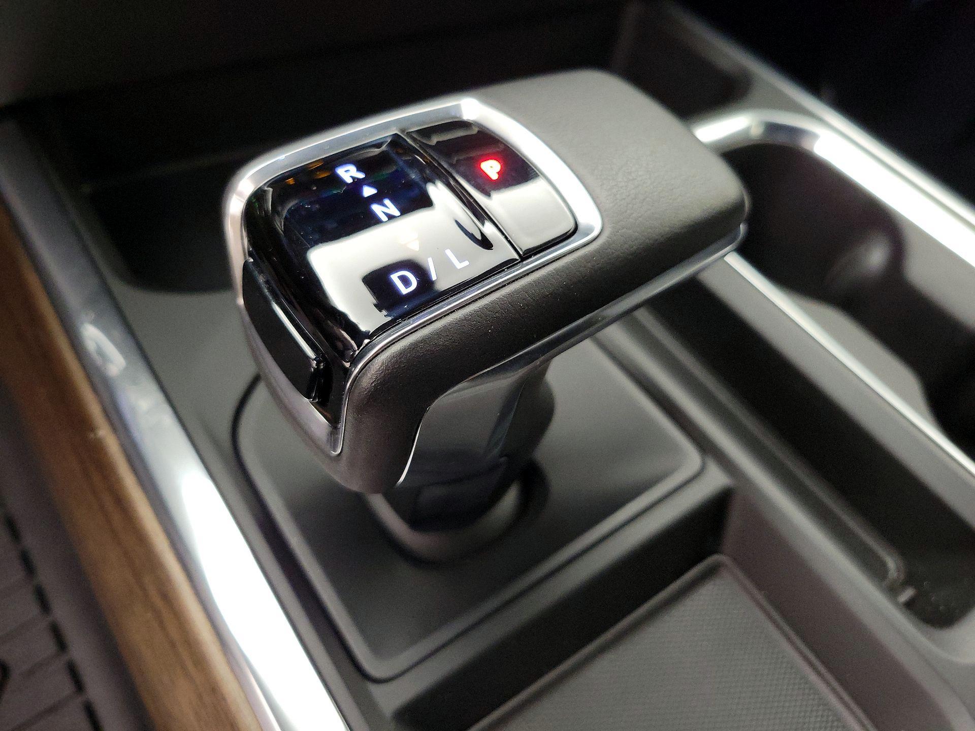 Thumbnail: 2022 Chevrolet Silverado 1500 - 17