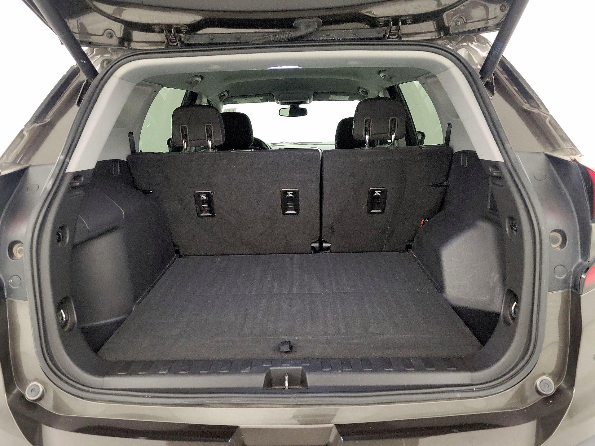 Thumbnail: 2019 GMC Terrain - 19