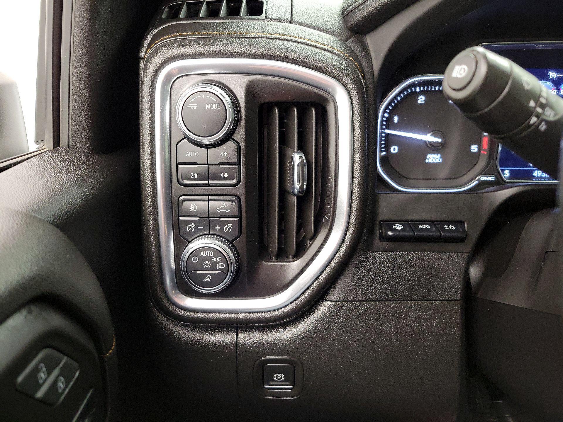 Thumbnail: 2023 GMC Sierra 3500 - 13