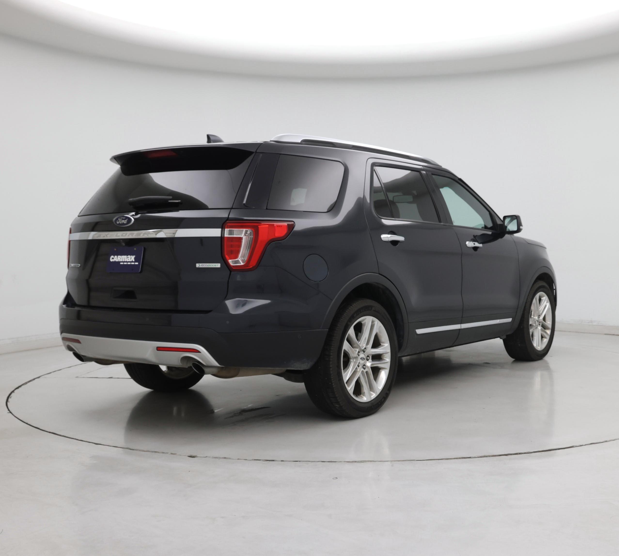 Thumbnail: 2017 Ford Explorer - 8