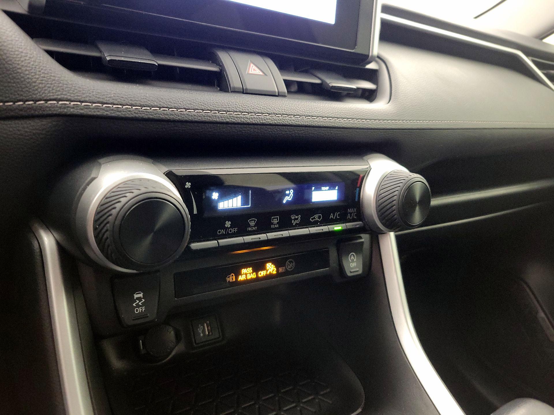 Thumbnail: 2024 Toyota RAV4 - 16