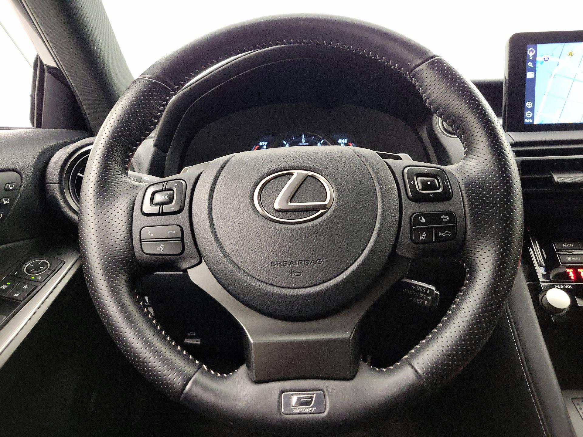 Thumbnail: 2023 Lexus IS - 10