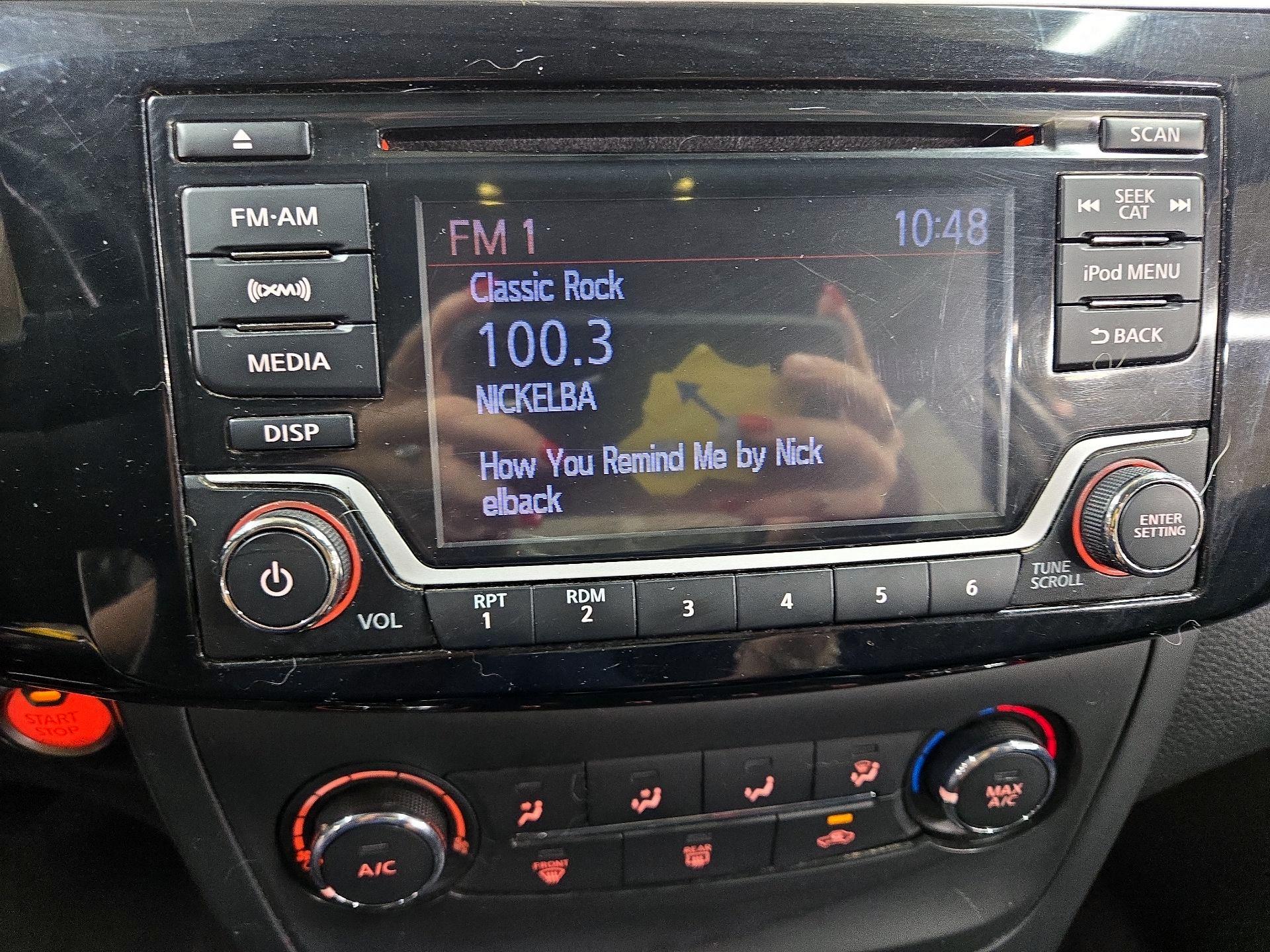 Thumbnail: 2017 Nissan Sentra - 14