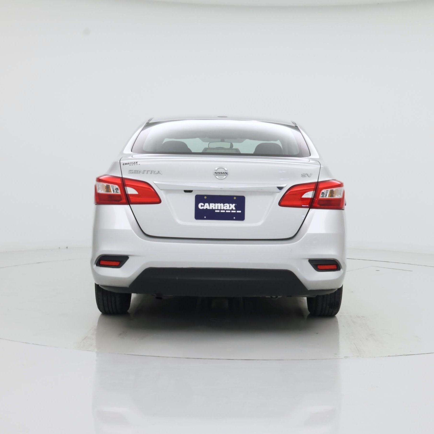 Thumbnail: 2017 Nissan Sentra - 6