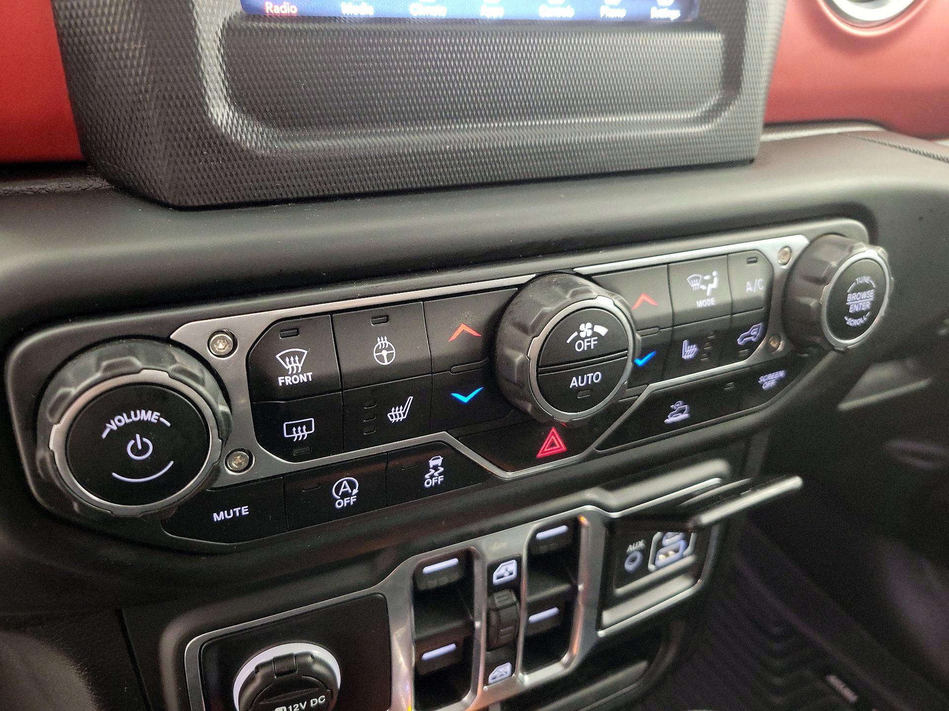 Thumbnail: 2020 Jeep Gladiator - 16