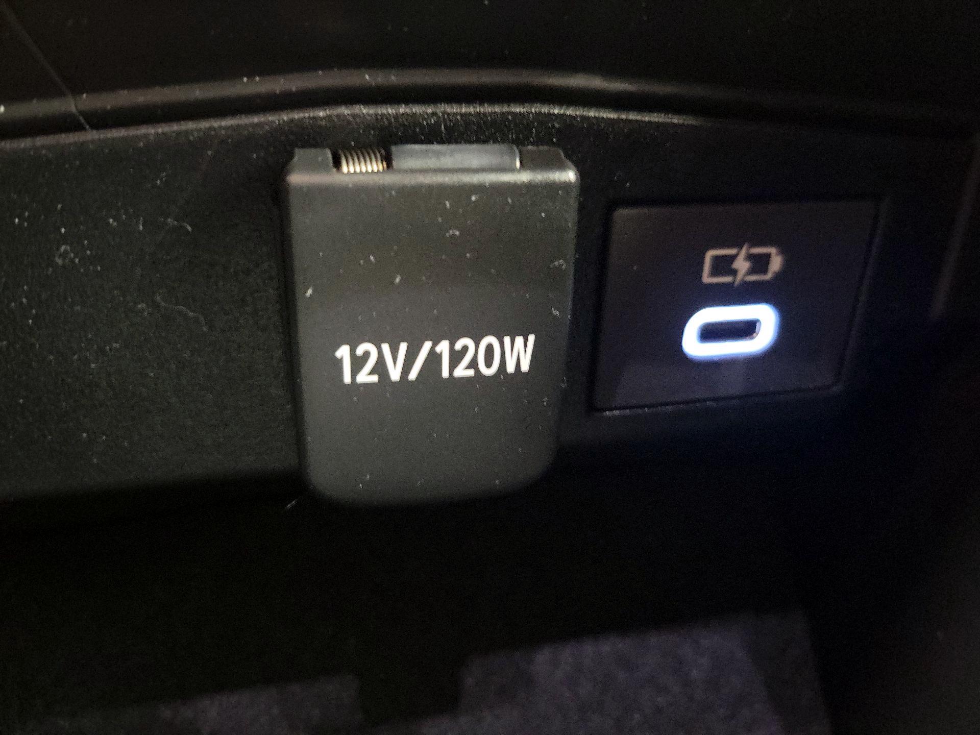 Thumbnail: 2025 Toyota Corolla - 18