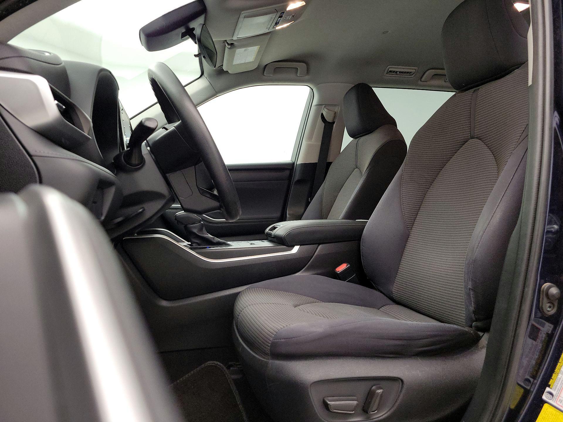 Thumbnail: 2021 Toyota Highlander - 11