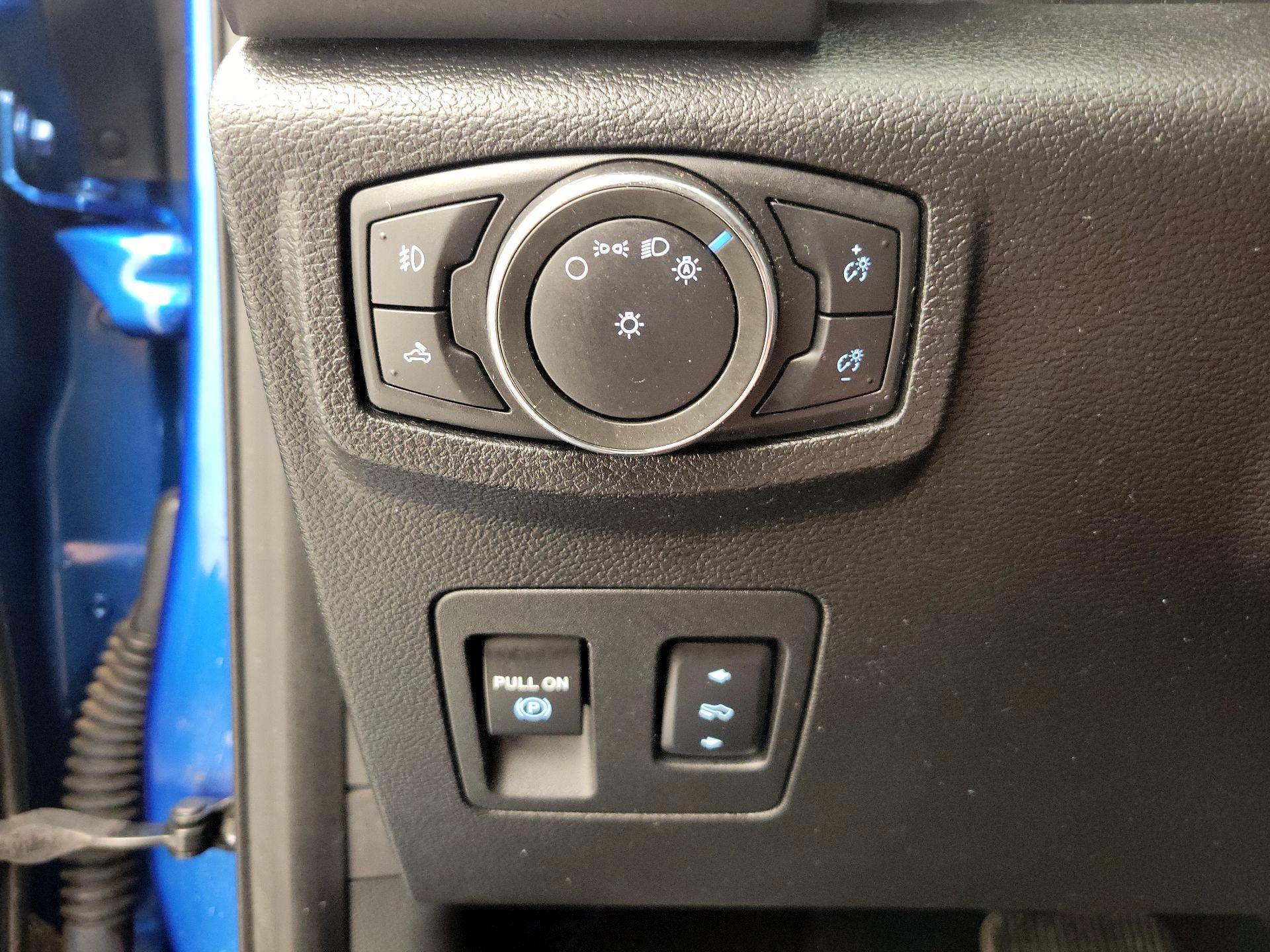 Thumbnail: 2015 Ford F-150 - 13