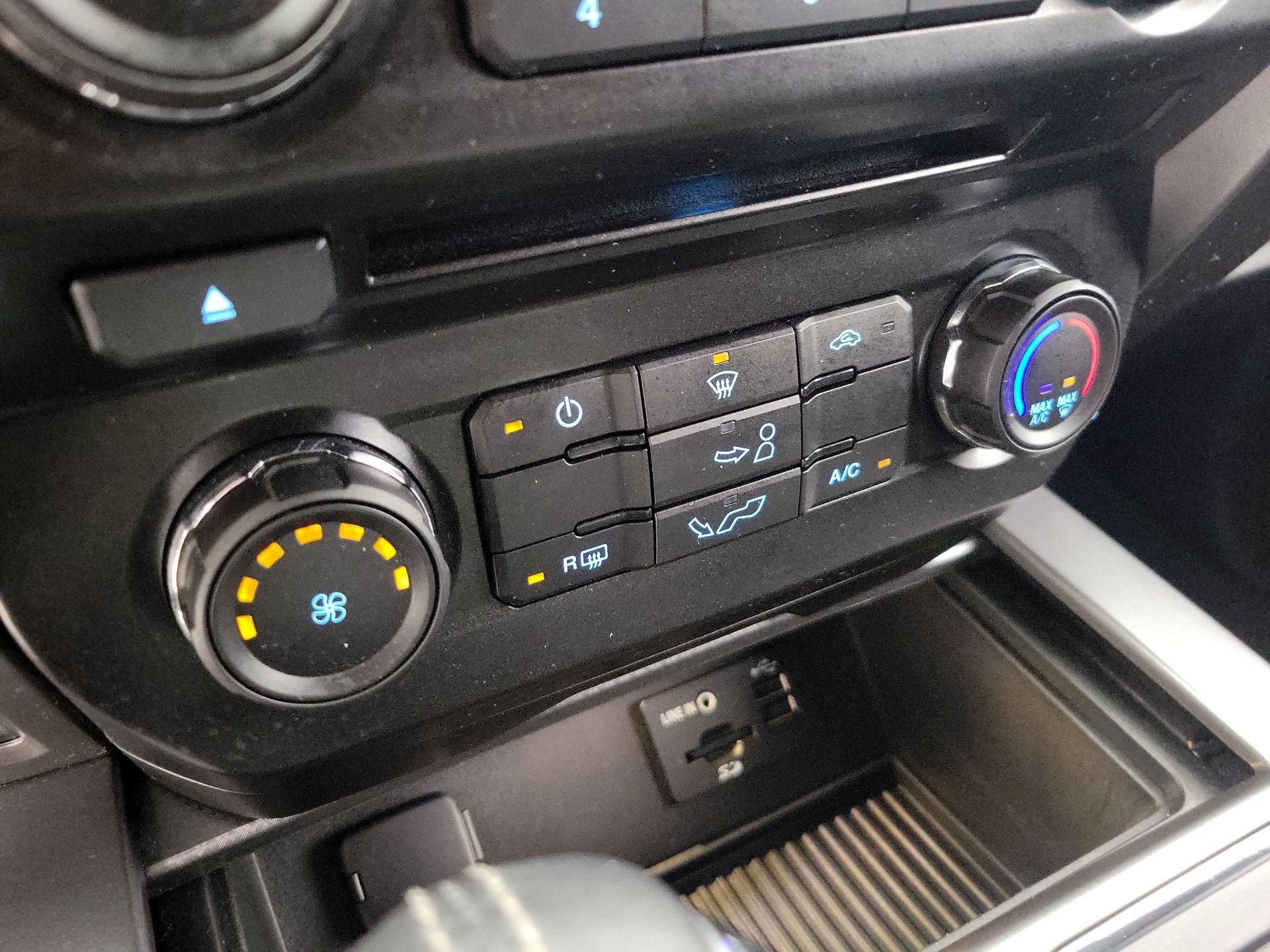 Thumbnail: 2015 Ford F-150 - 16