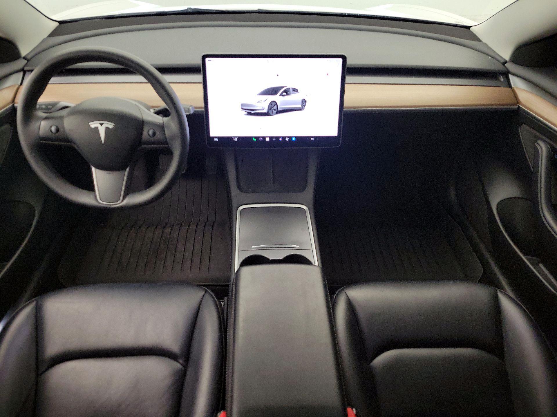 Thumbnail: 2023 Tesla Model 3 - 9