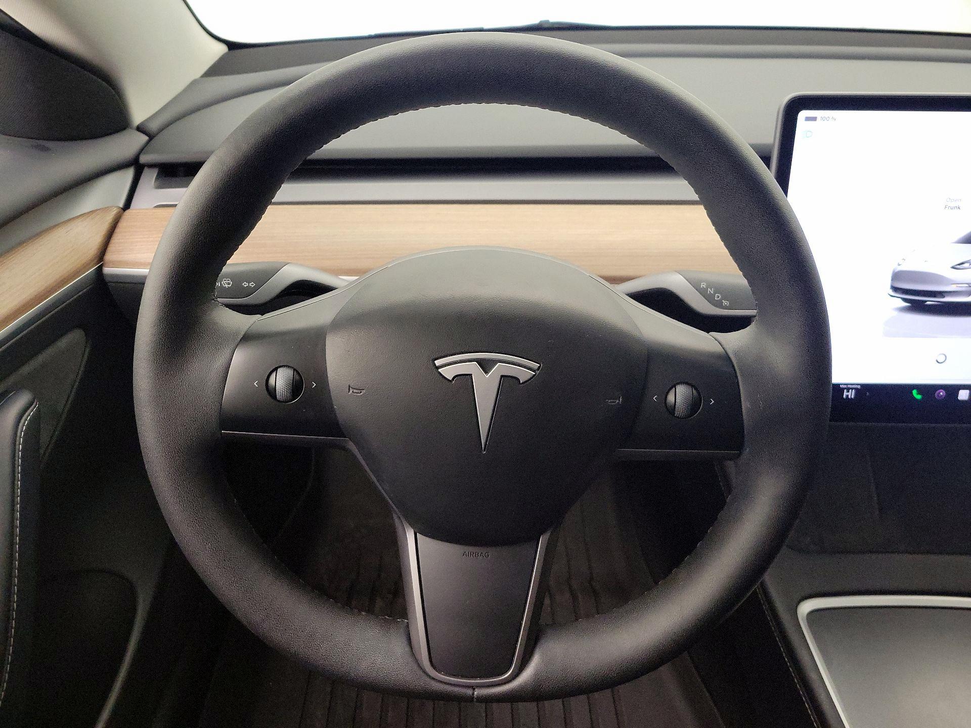 Thumbnail: 2023 Tesla Model 3 - 10