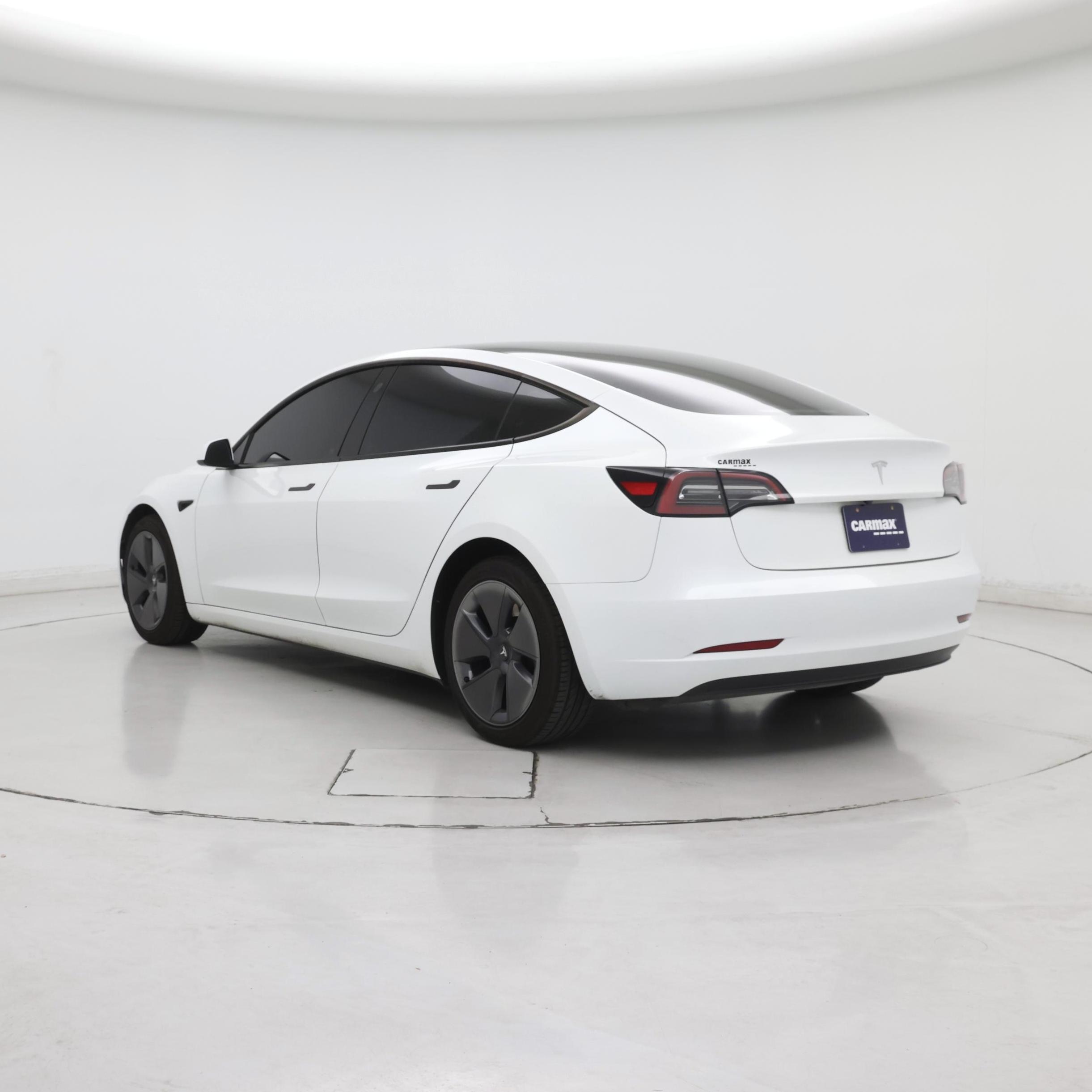 Thumbnail: 2023 Tesla Model 3 - 2