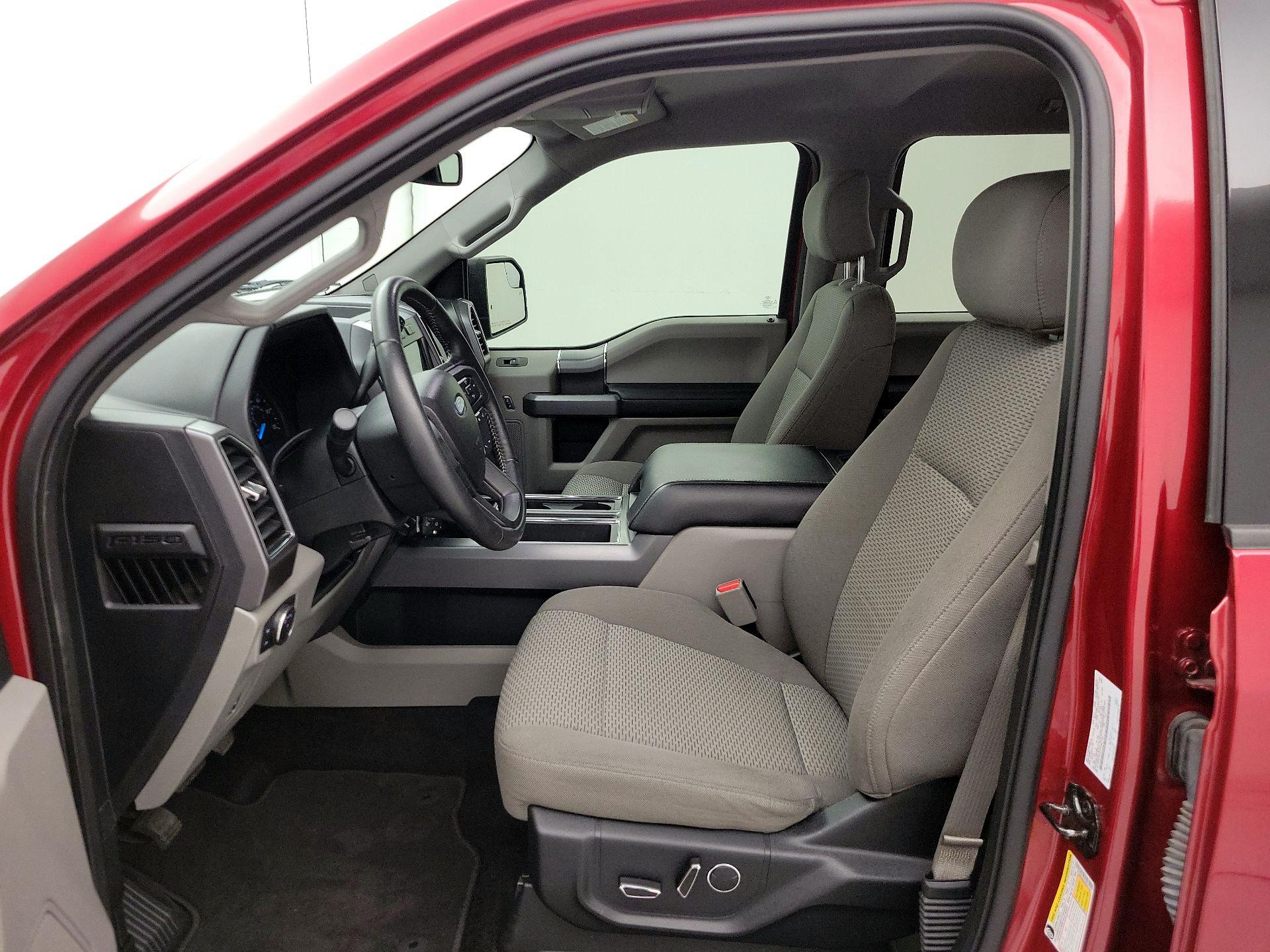 Thumbnail: 2017 Ford F-150 - 11