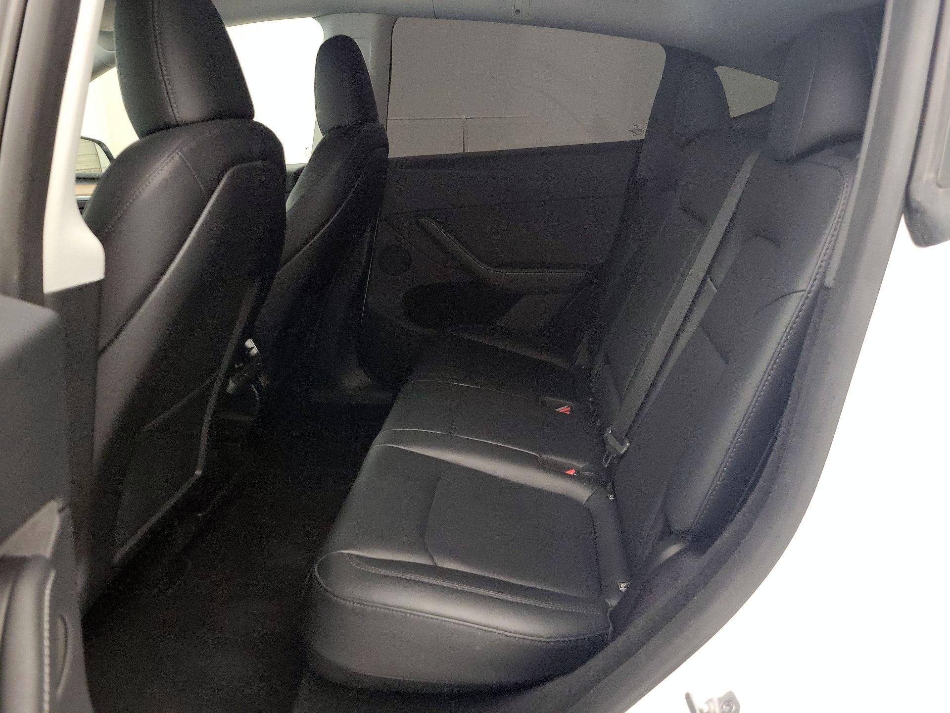 Thumbnail: 2023 Tesla Model Y - 18