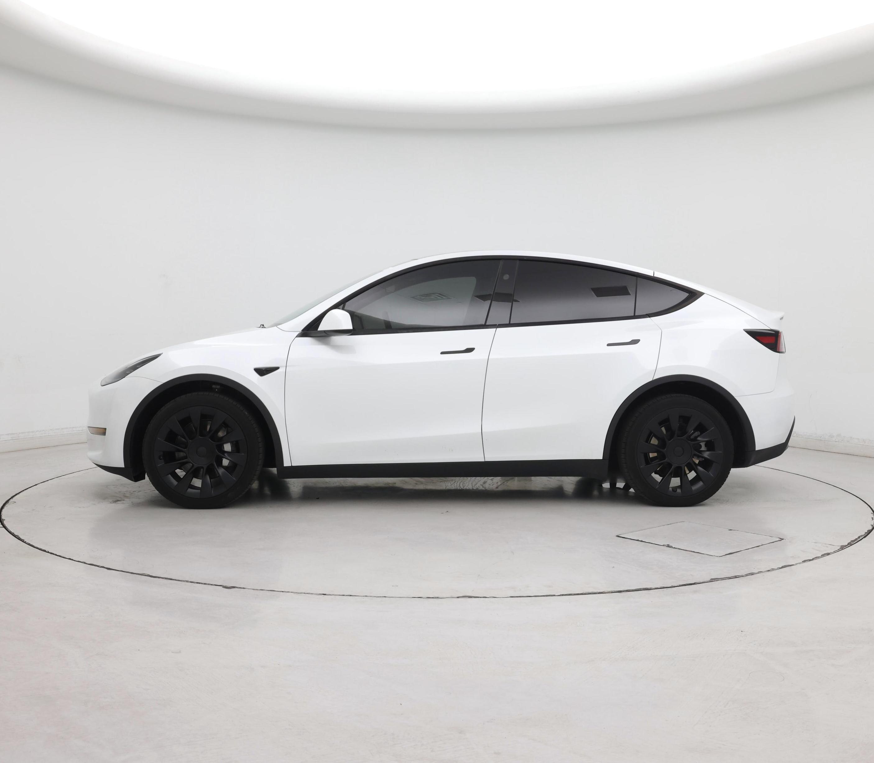 Thumbnail: 2023 Tesla Model Y - 3