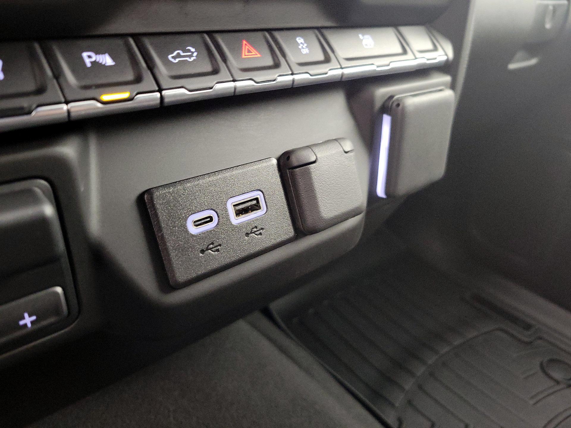 Thumbnail: 2025 Chevrolet Silverado 2500 - 18