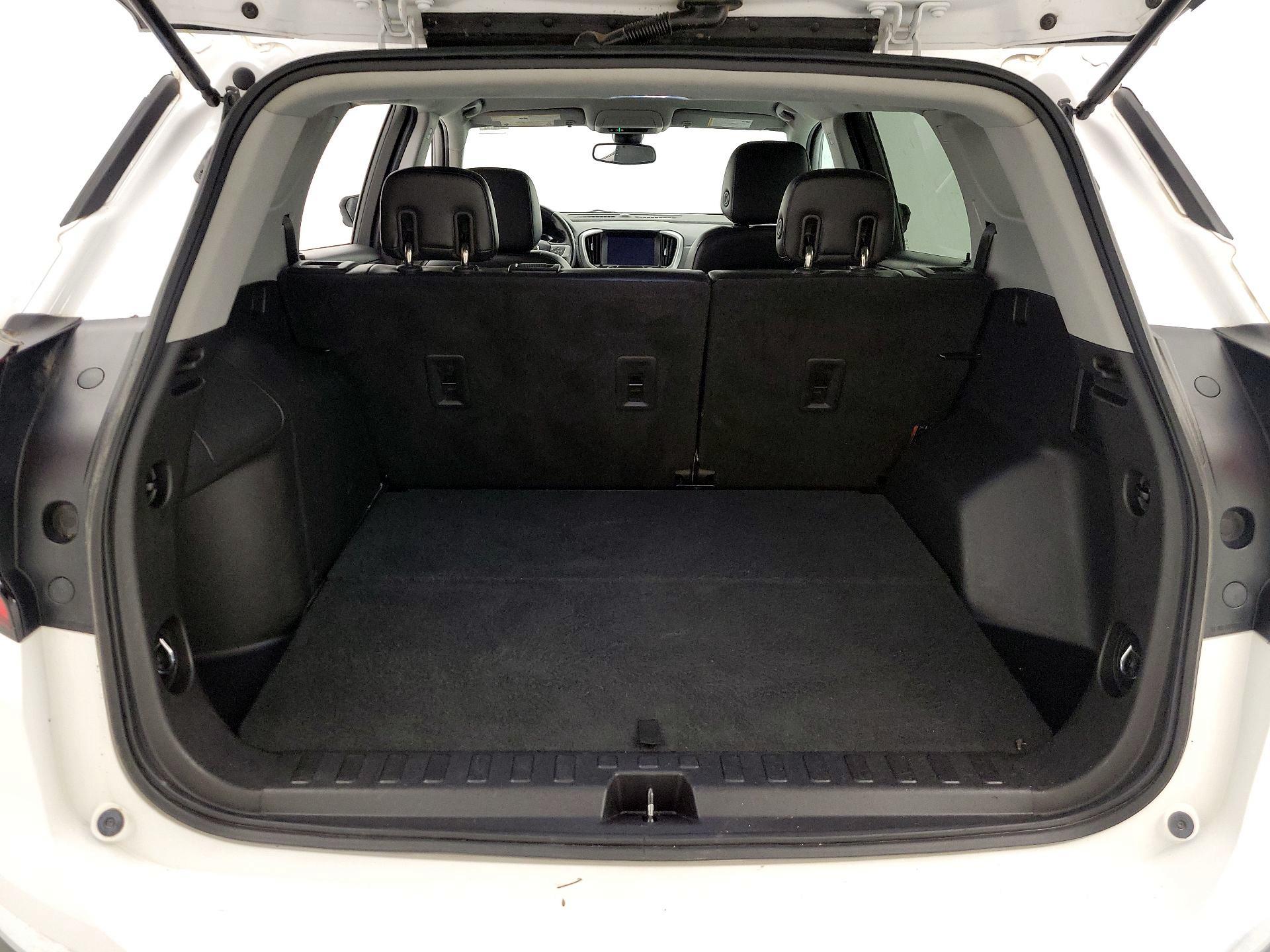 Thumbnail: 2020 GMC Terrain - 20