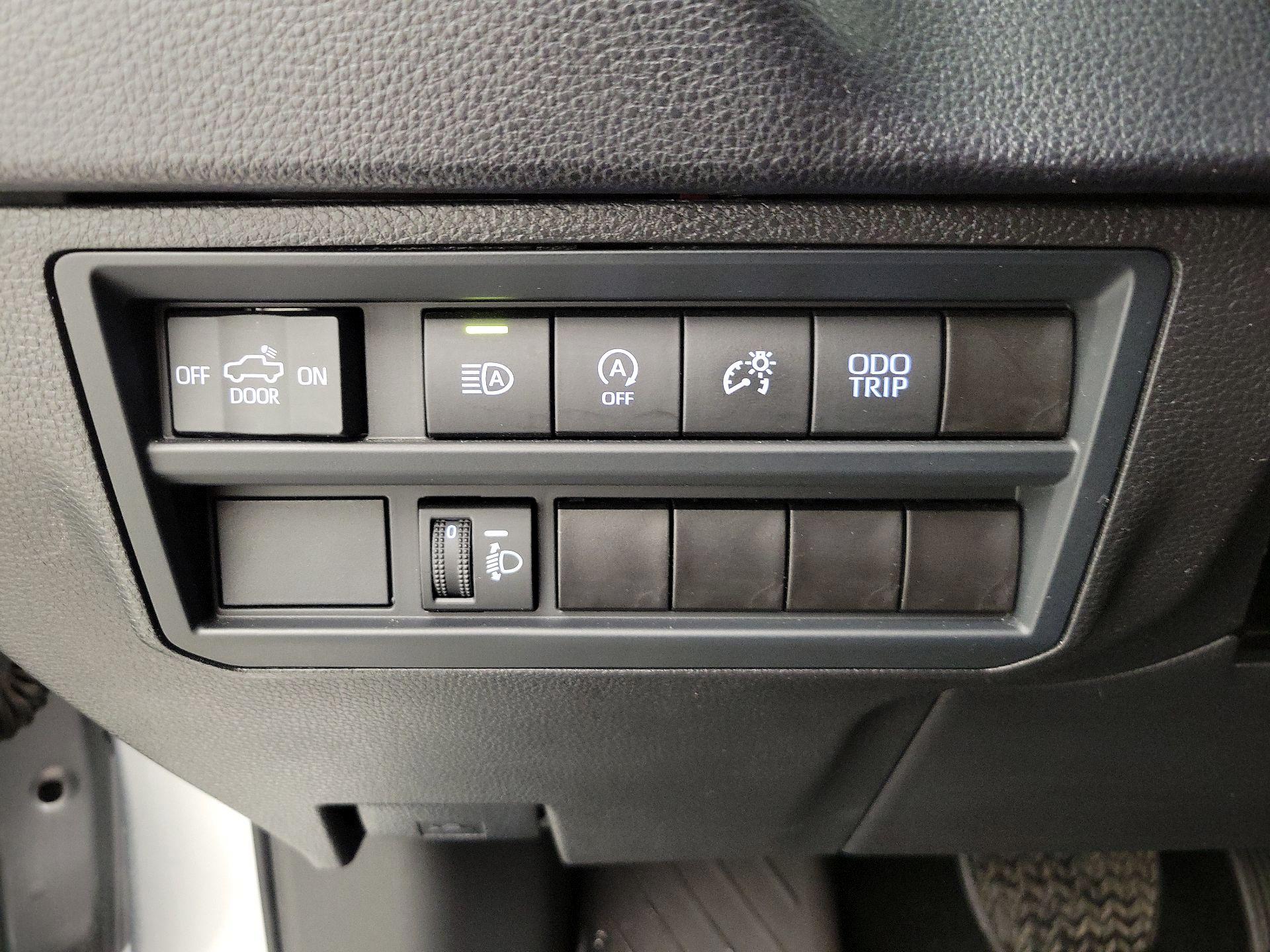 Thumbnail: 2024 Toyota Tundra - 13